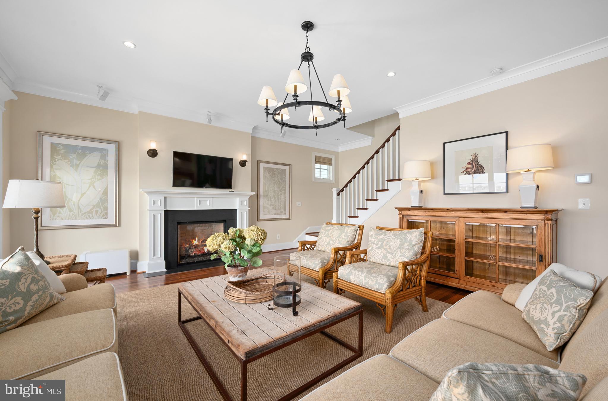 CAINE KEYS II EXT - Residential