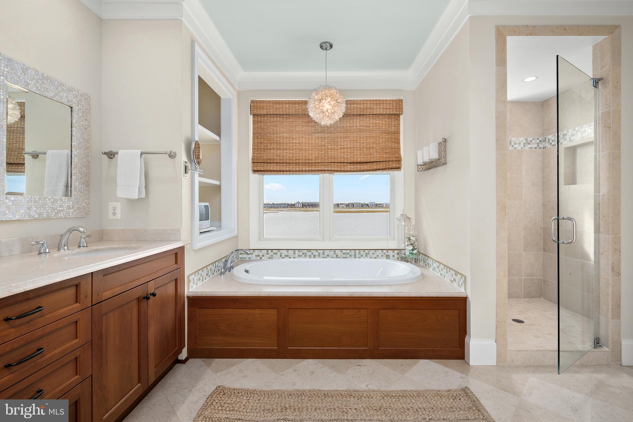 CAINE KEYS II EXT - Residential