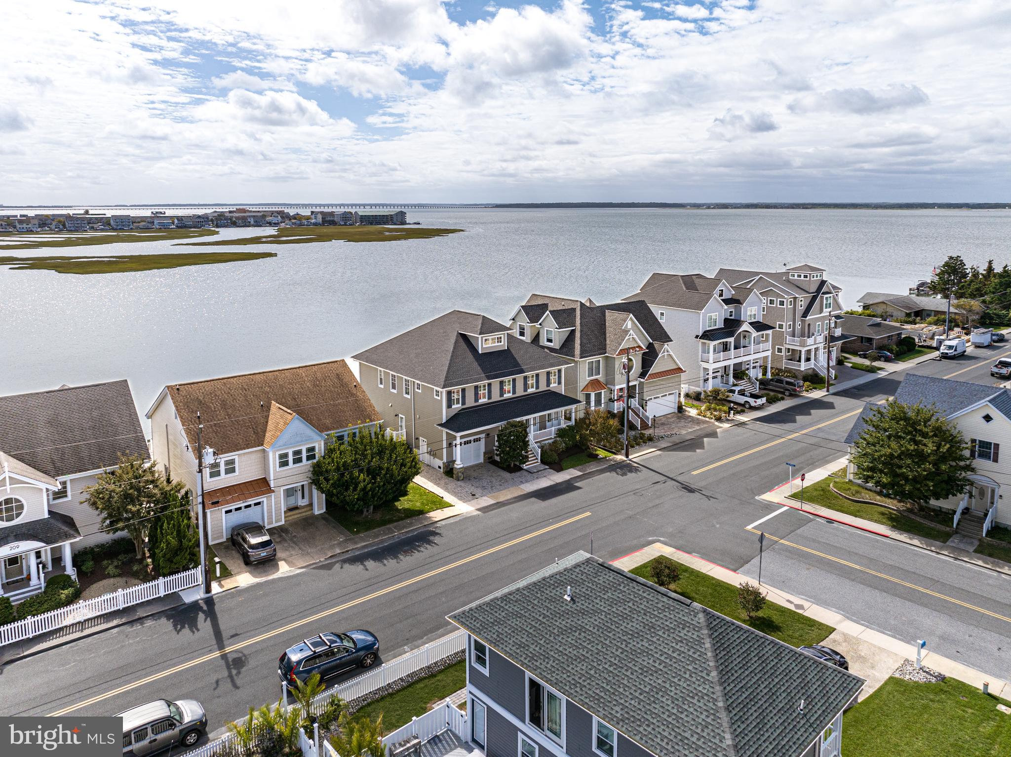 CAINE KEYS II EXT - Residential