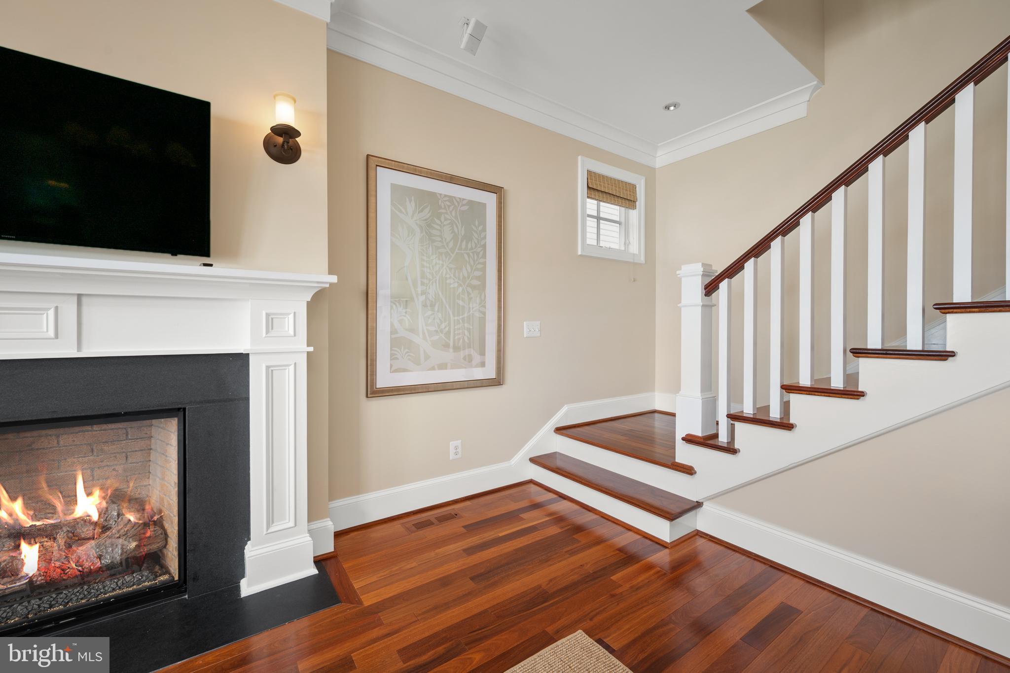 CAINE KEYS II EXT - Residential