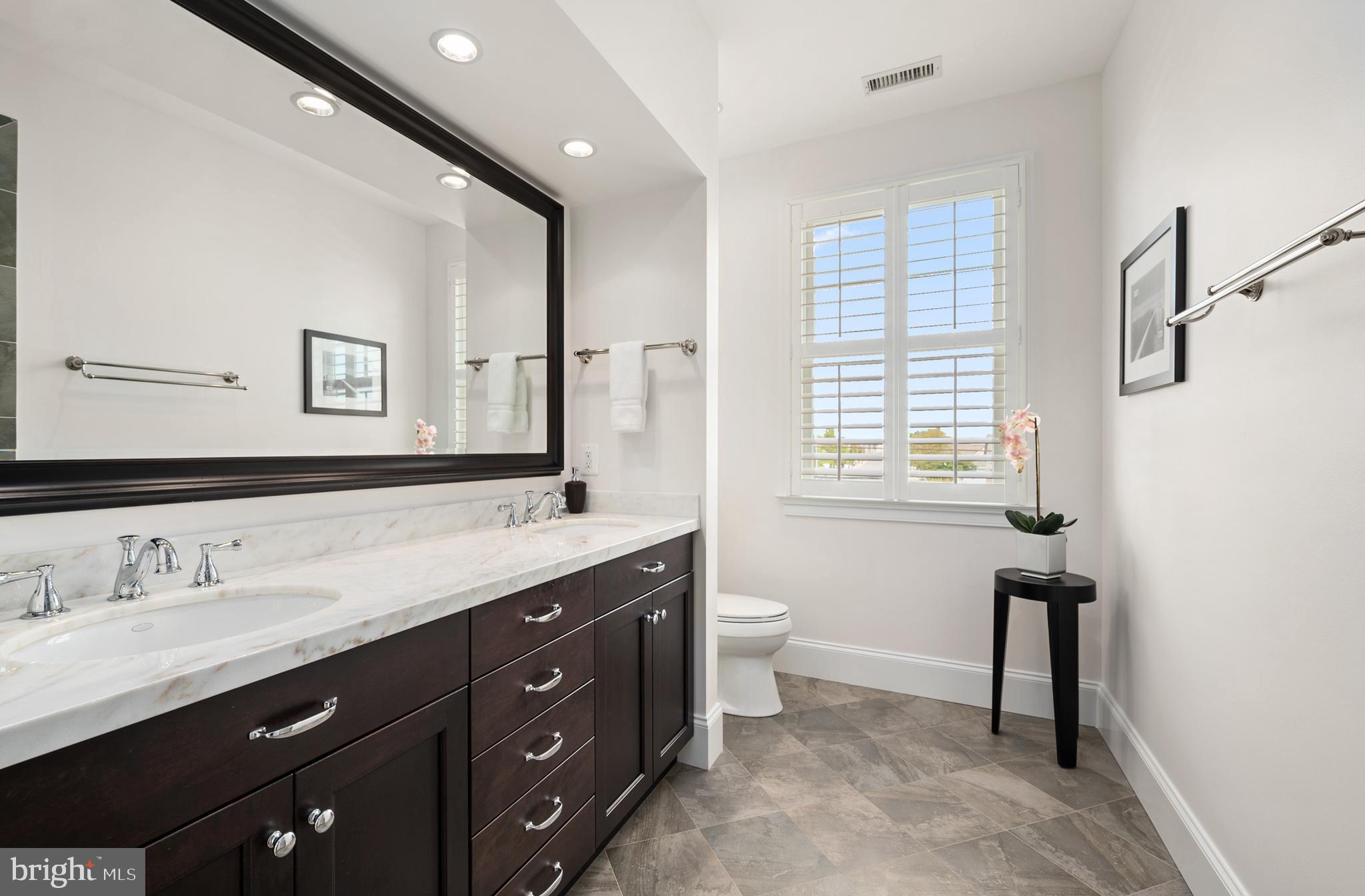 CAINE KEYS II EXT - Residential