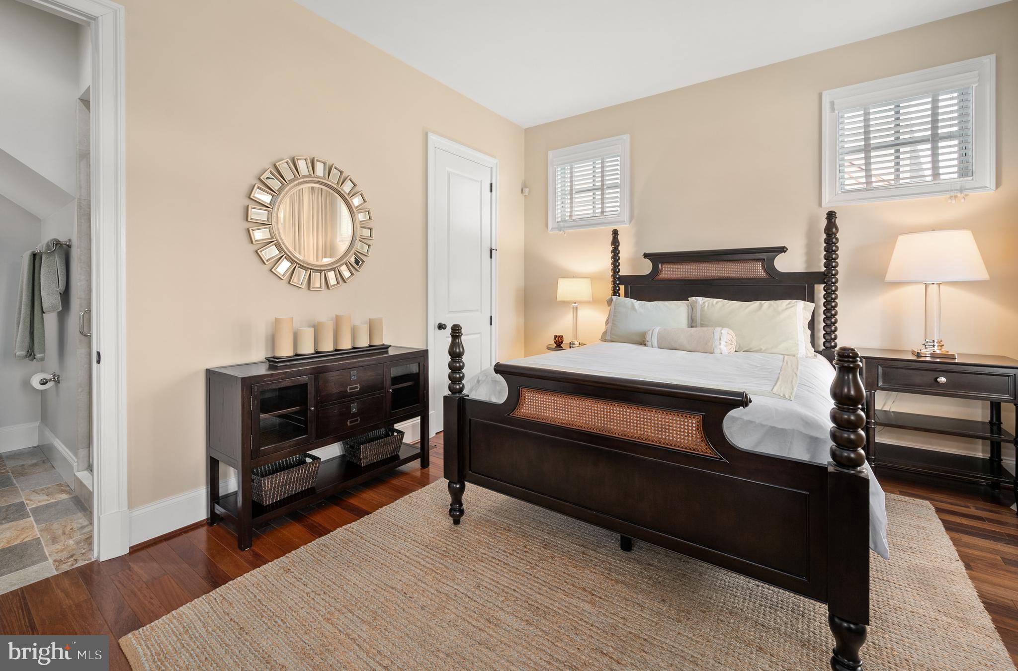 CAINE KEYS II EXT - Residential