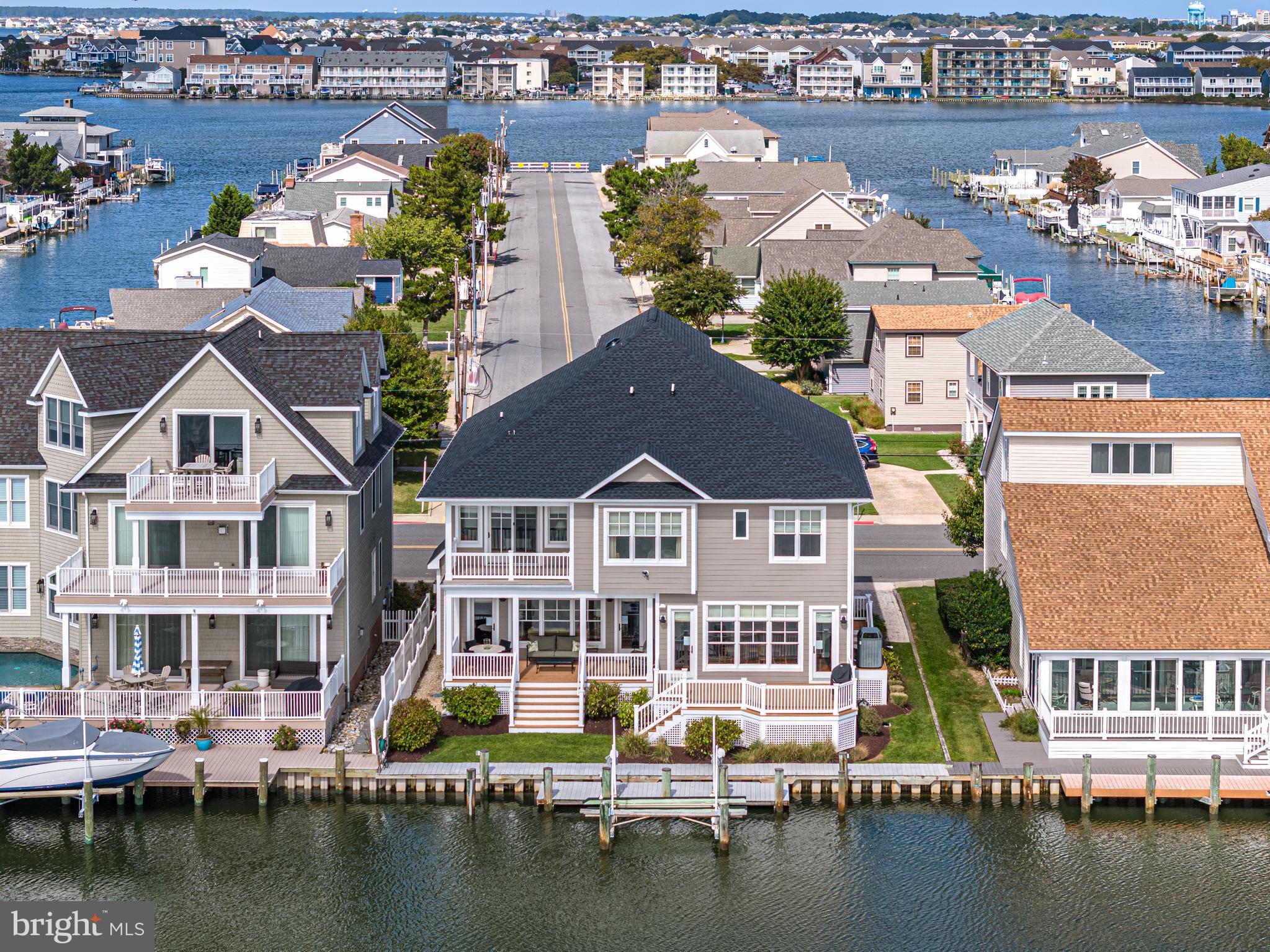 CAINE KEYS II EXT - Residential