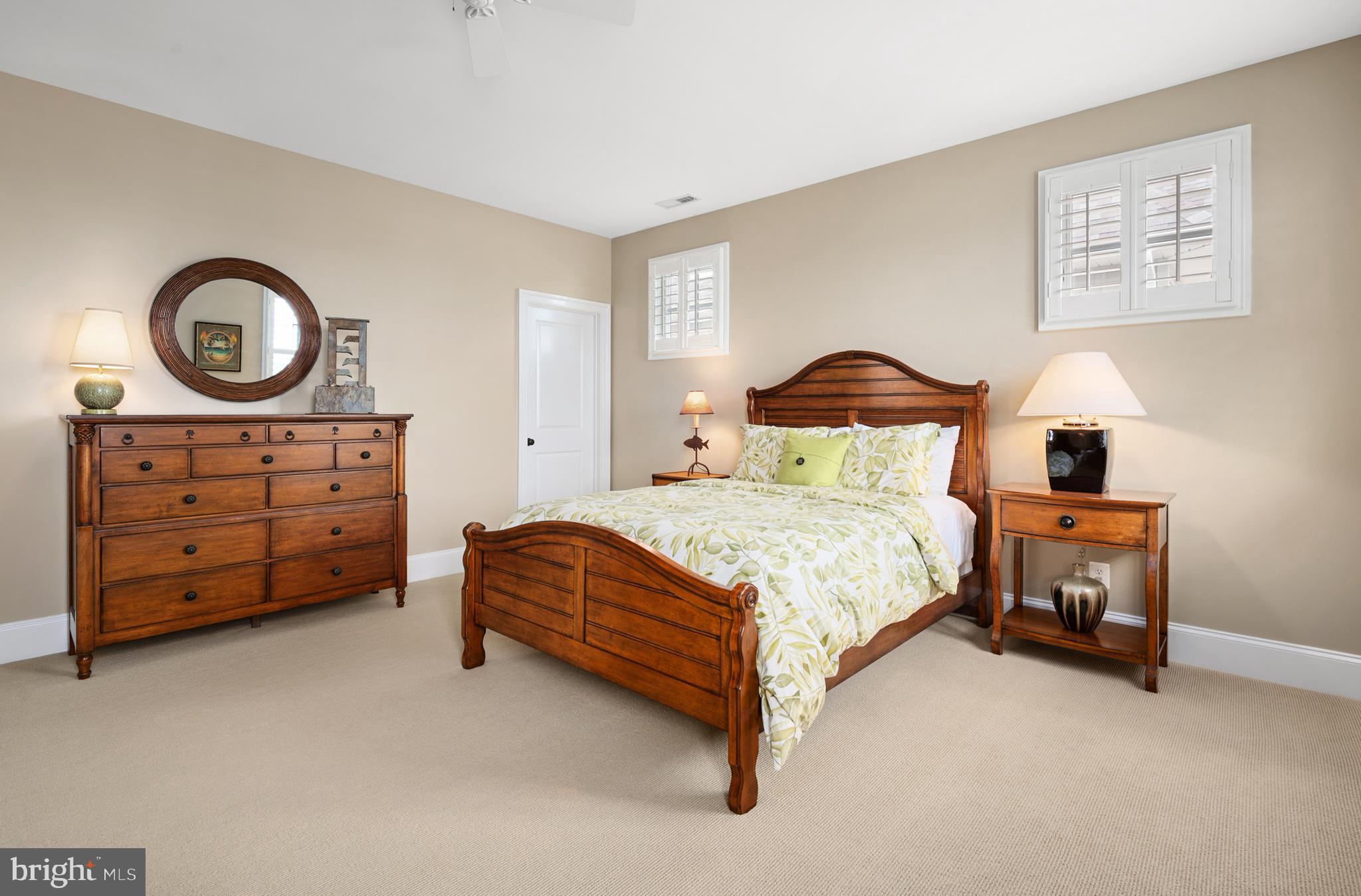 CAINE KEYS II EXT - Residential