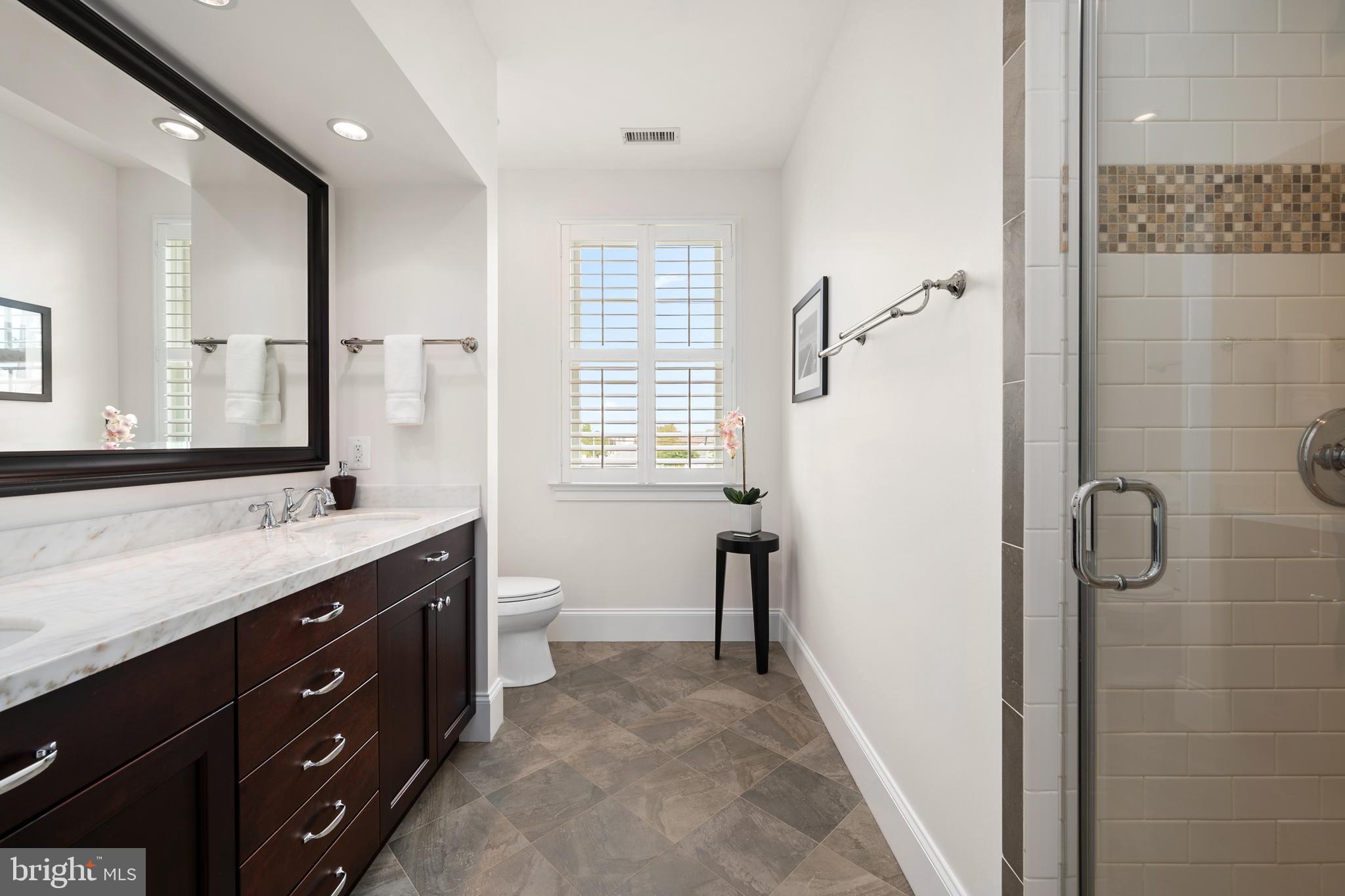 CAINE KEYS II EXT - Residential