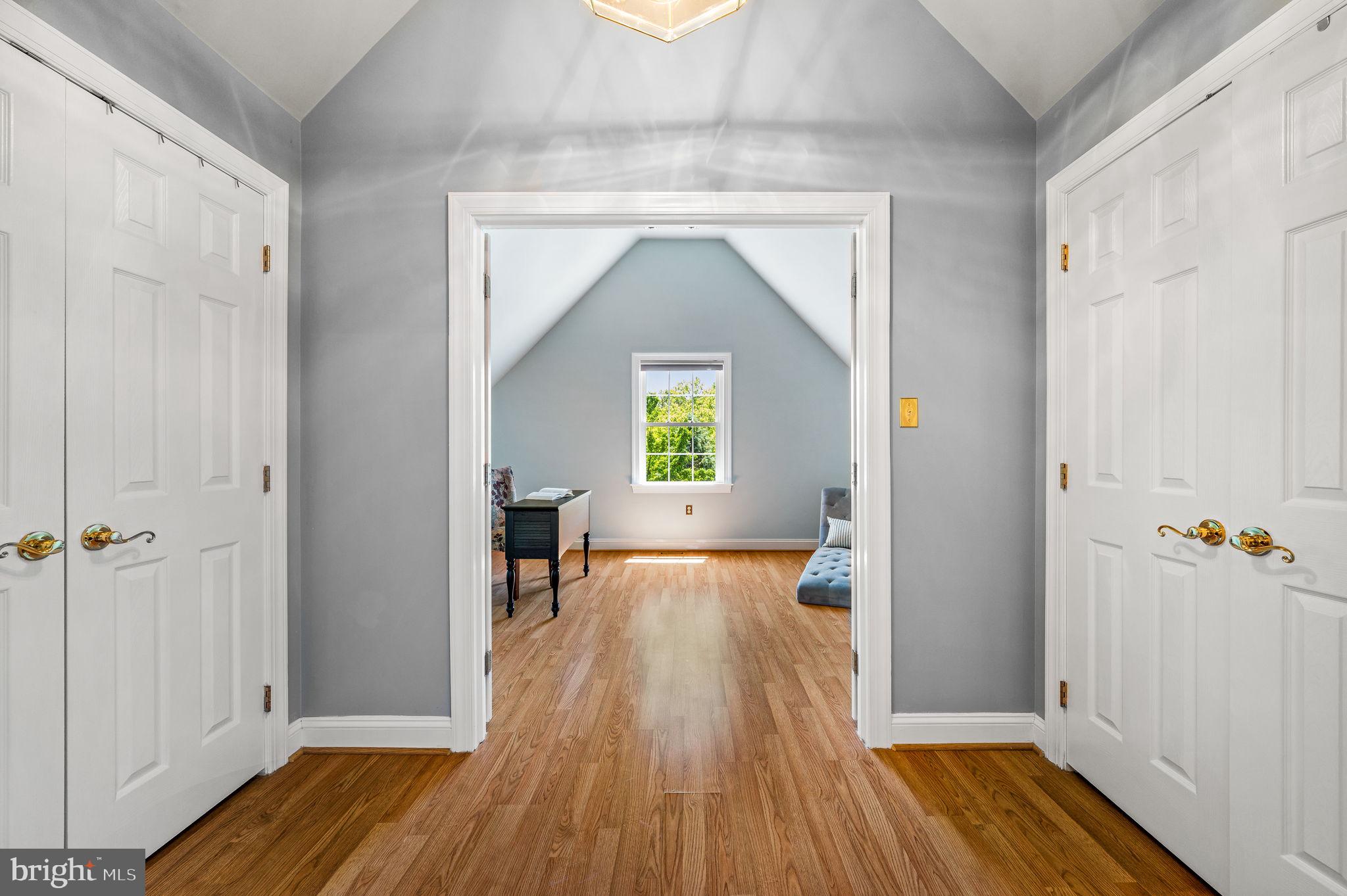 GULPH CREEK - Residential