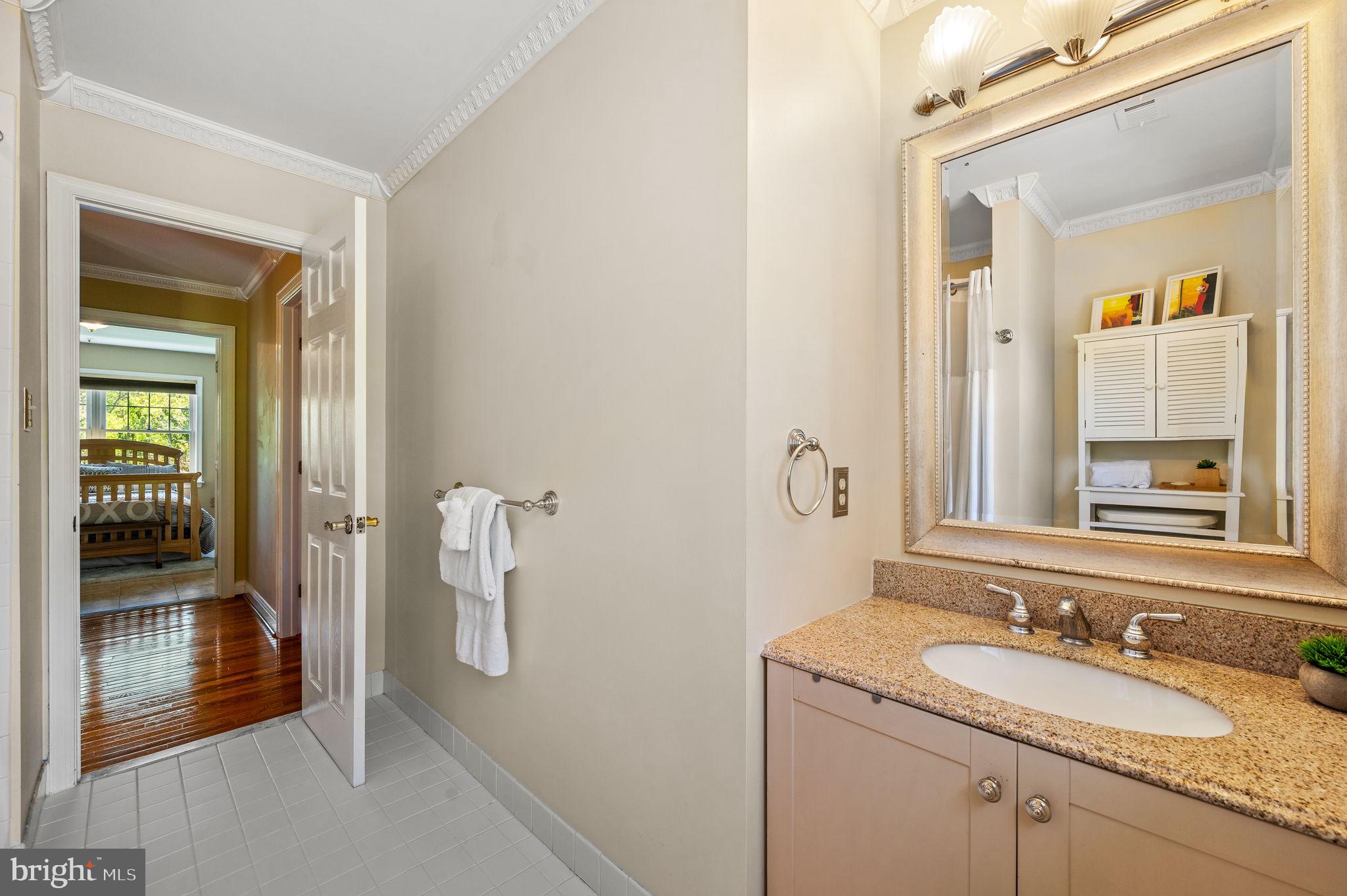 GULPH CREEK - Residential