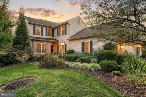 1772 STONE HILL DRIVE YORK PA 17402