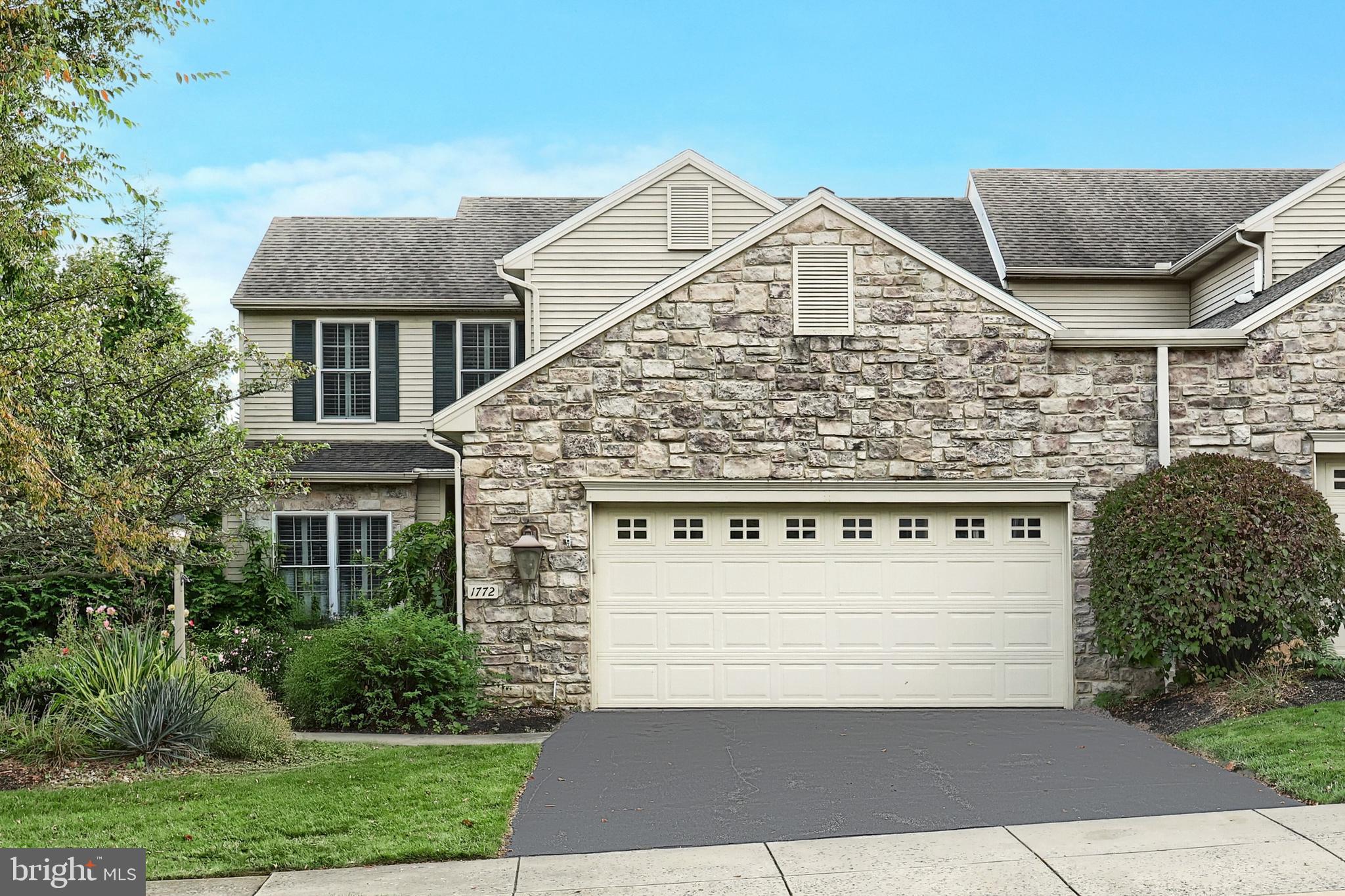 1772 STONE HILL DRIVE