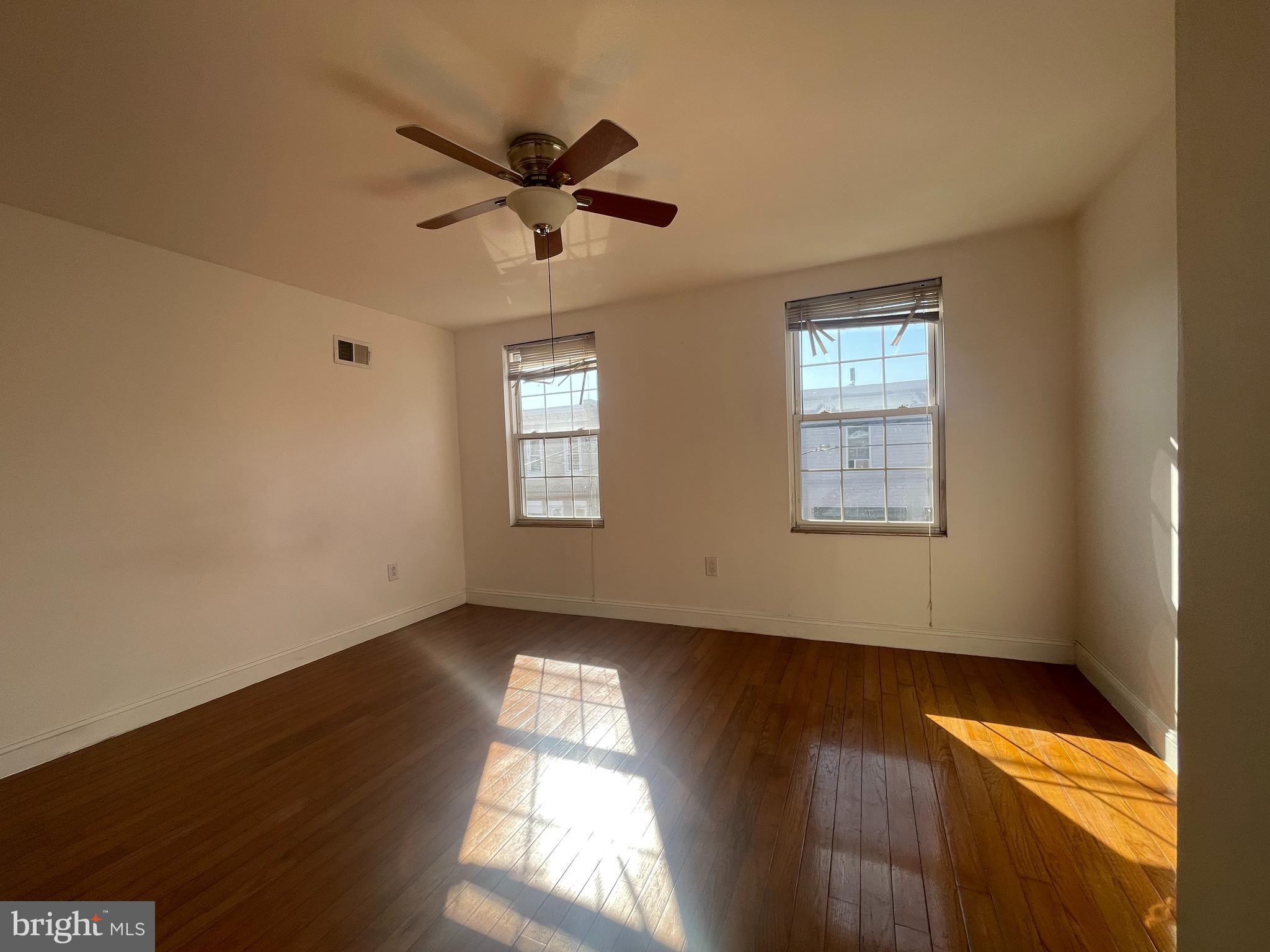 PHILADELPHIA - Residential