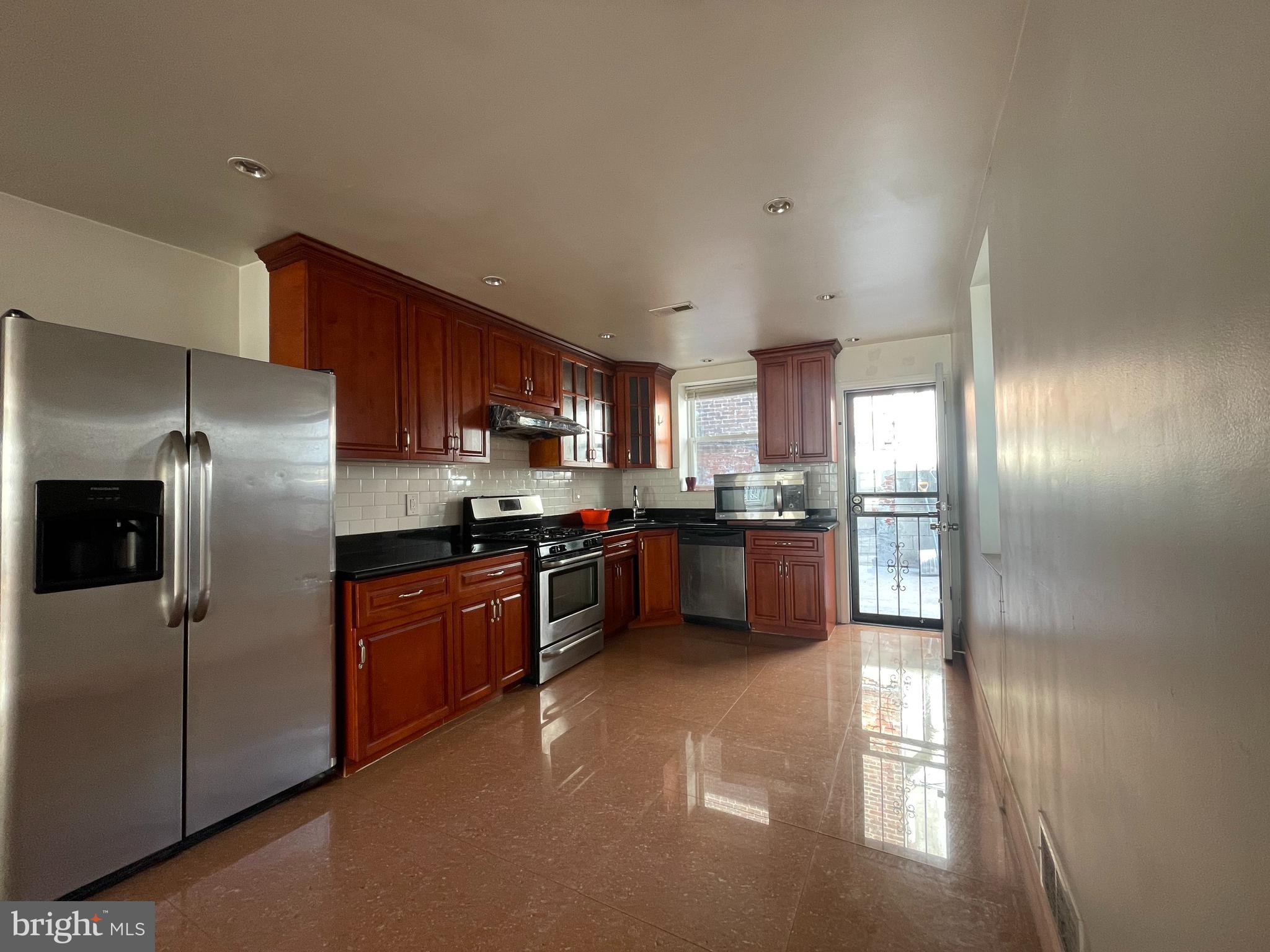 PHILADELPHIA - Residential