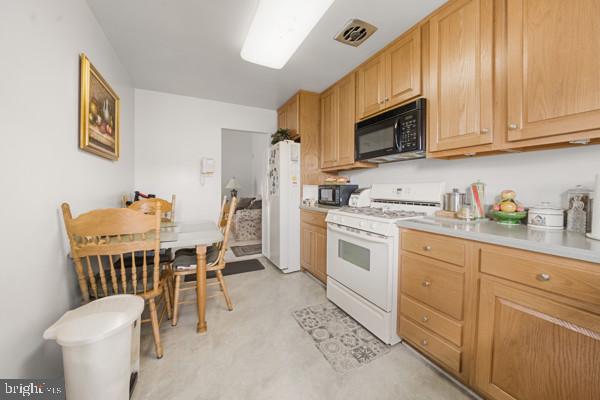 3413 RETLAW ROAD