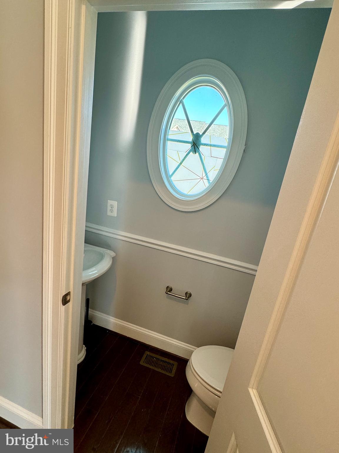 AVONLEA - Residential Lease