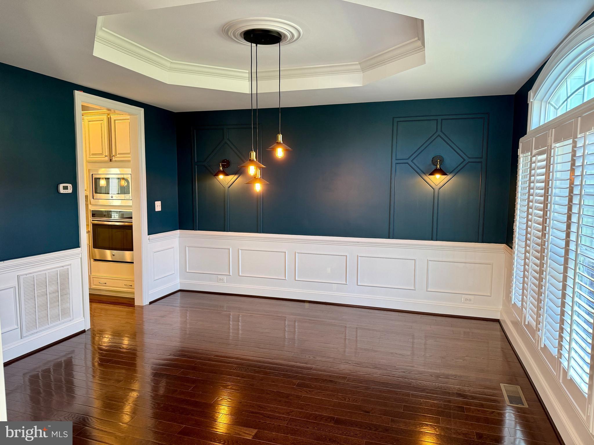 AVONLEA - Residential Lease