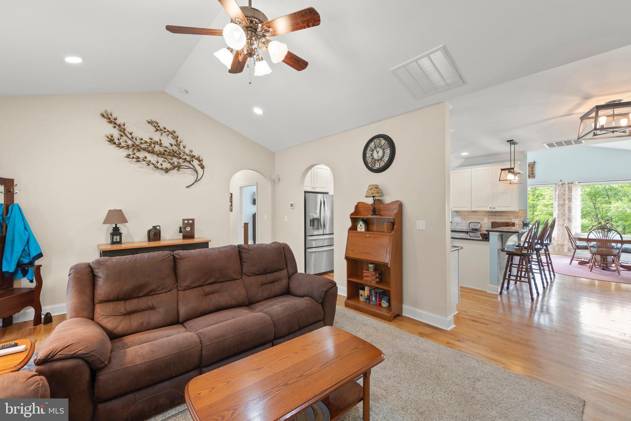 881 ADAMS ROAD
