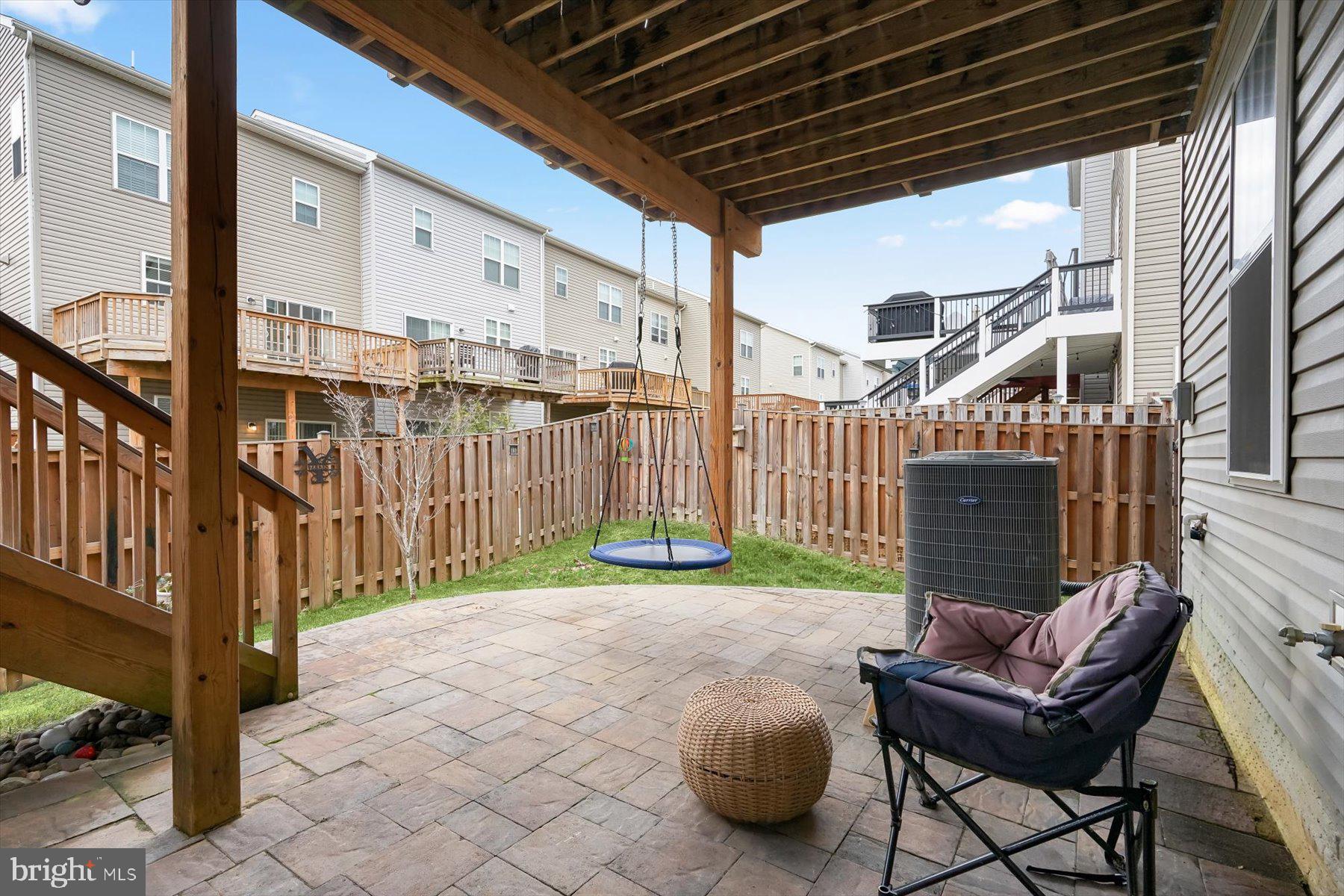 MAYFAIR - Residential