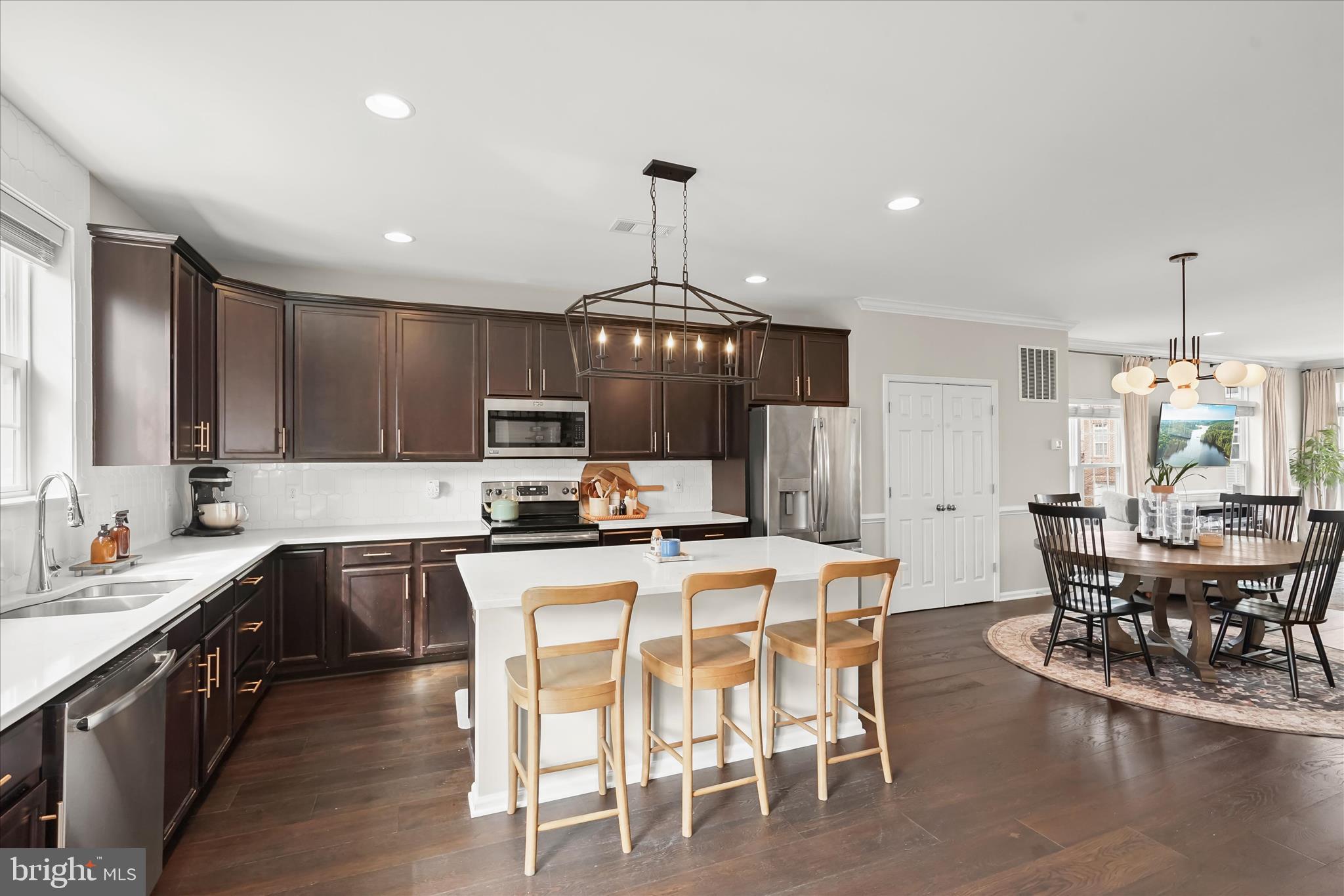 MAYFAIR - Residential