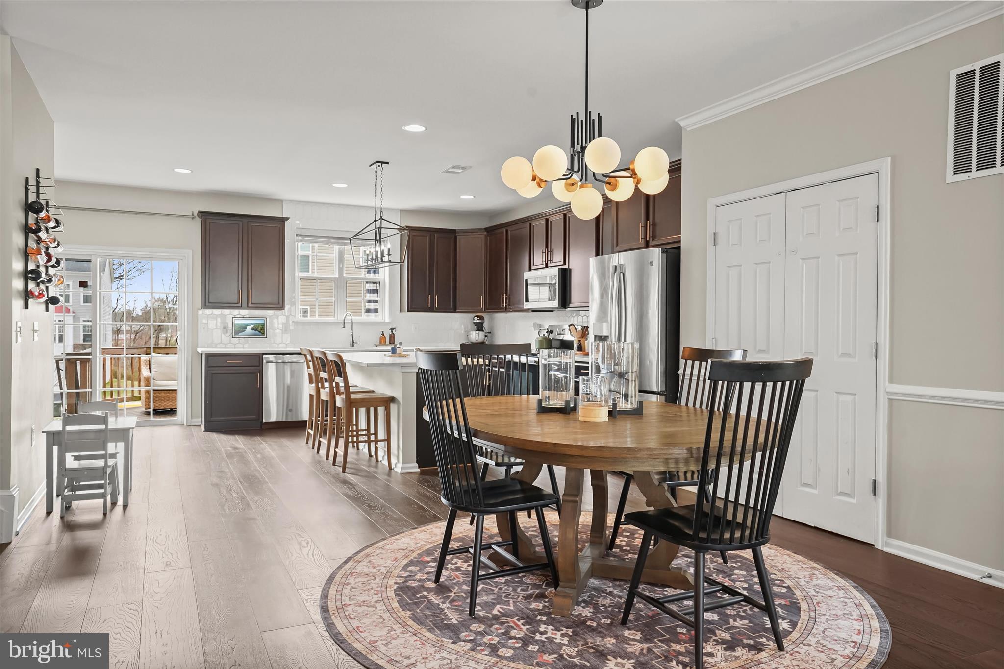 MAYFAIR - Residential