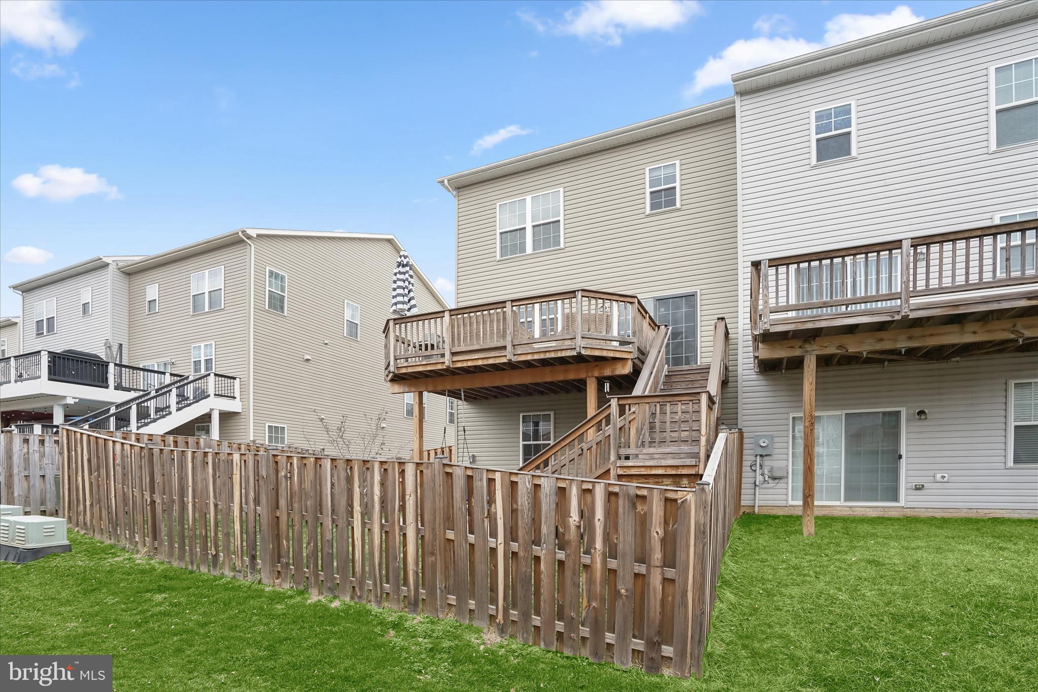 MAYFAIR - Residential