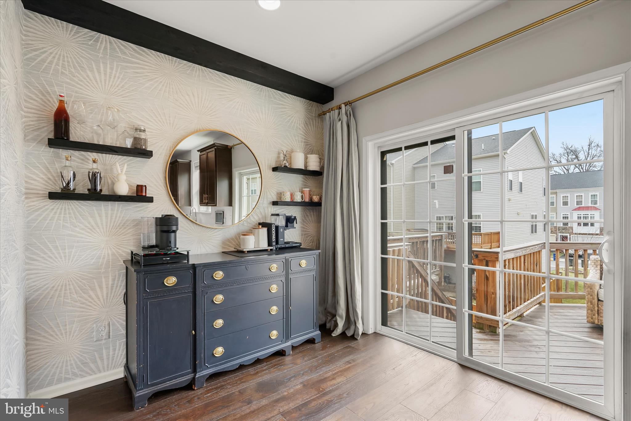 MAYFAIR - Residential