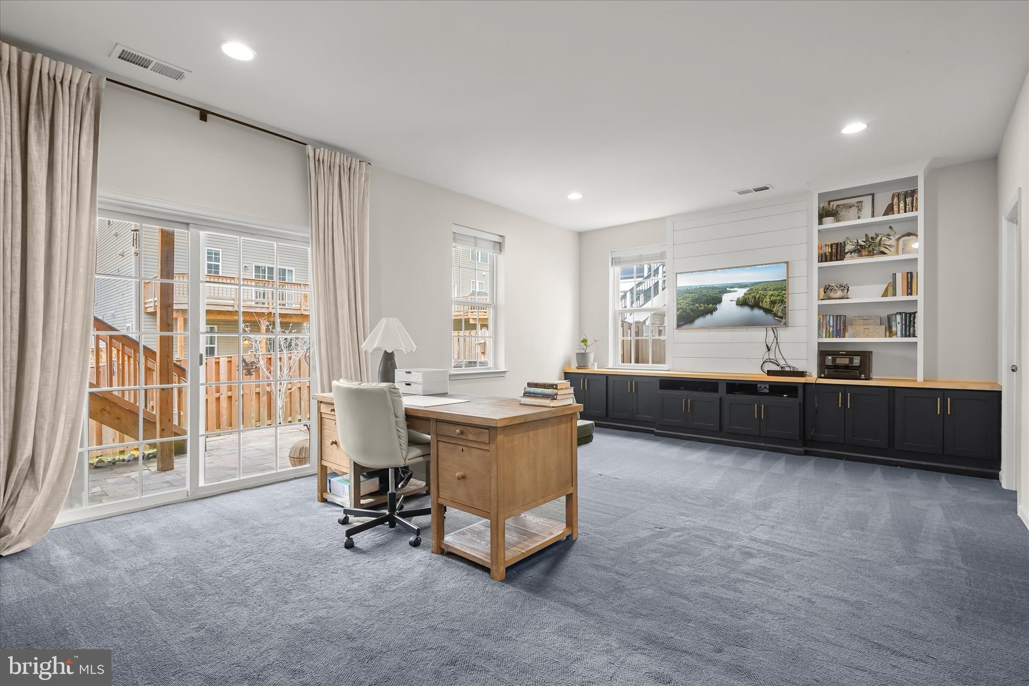 MAYFAIR - Residential