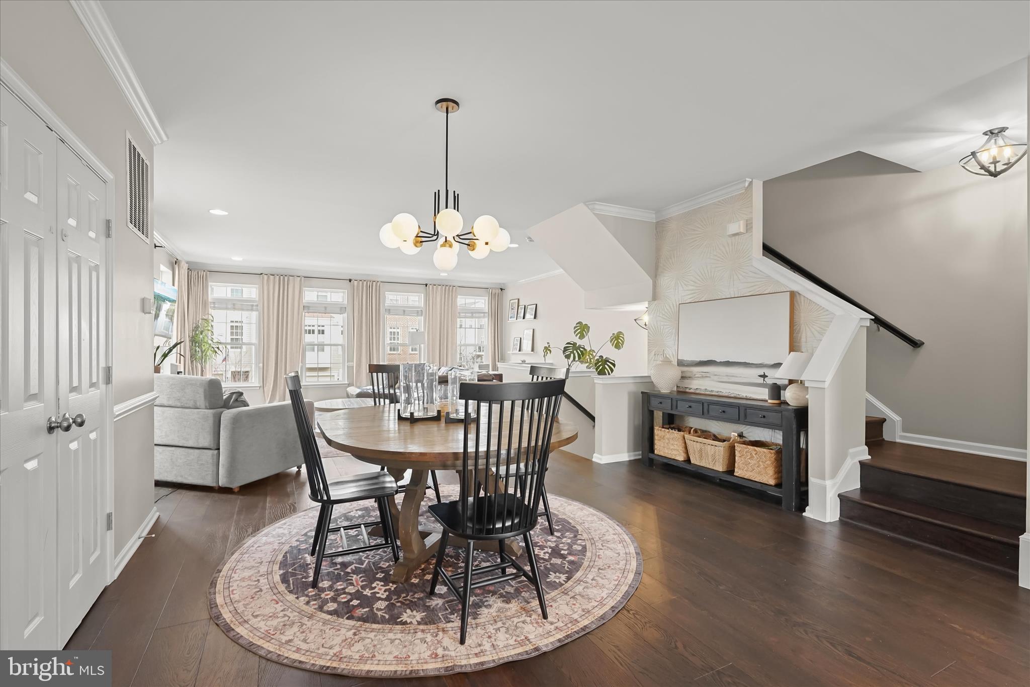 MAYFAIR - Residential