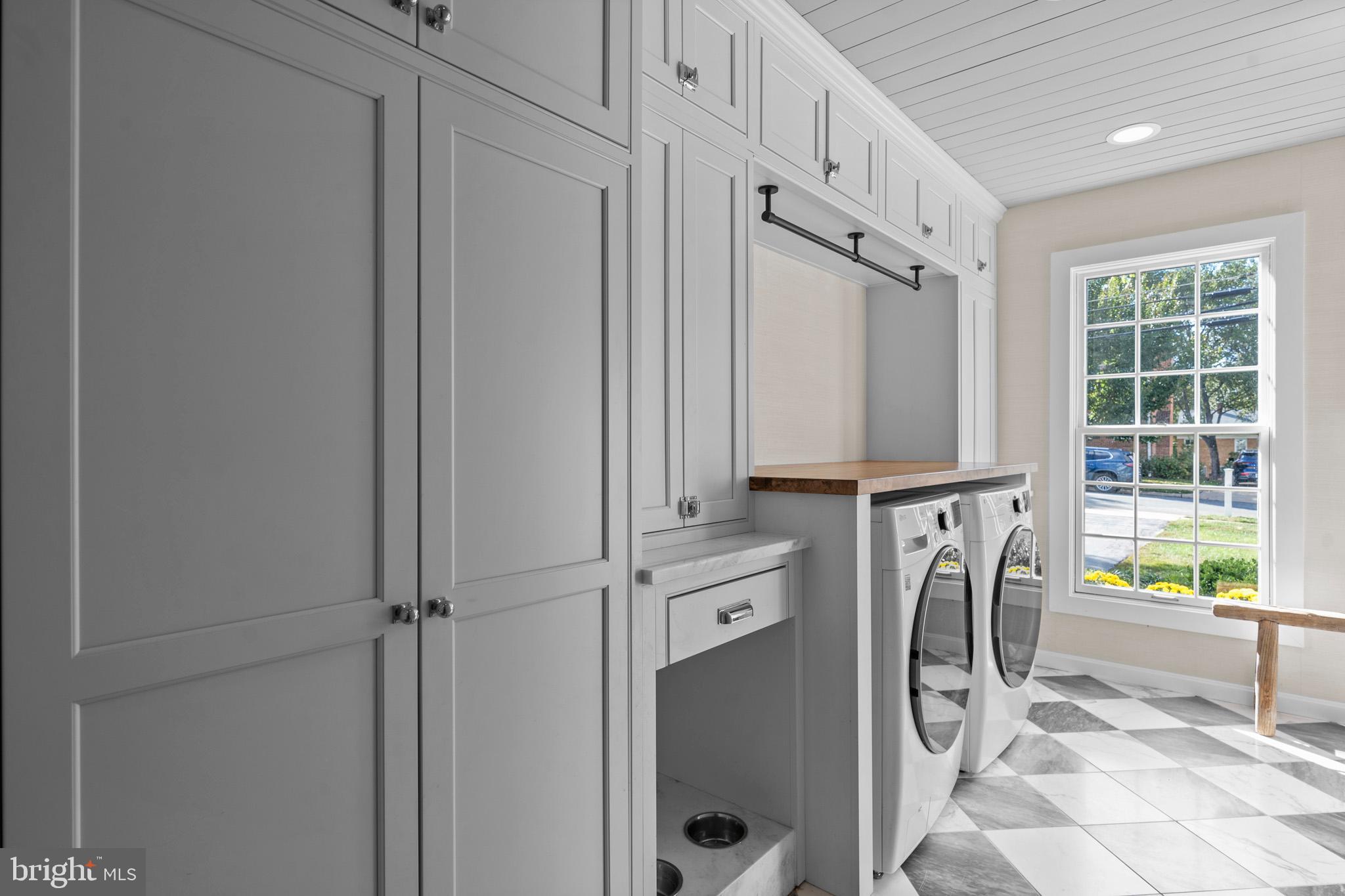 KINGS MANOR SCOTTS - Residential