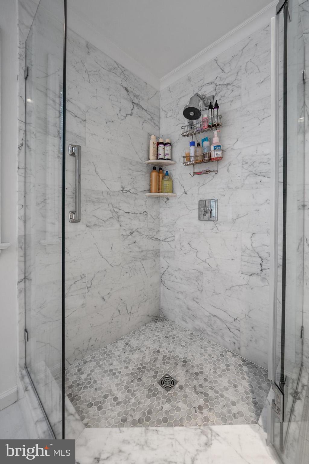 KINGS MANOR SCOTTS - Residential