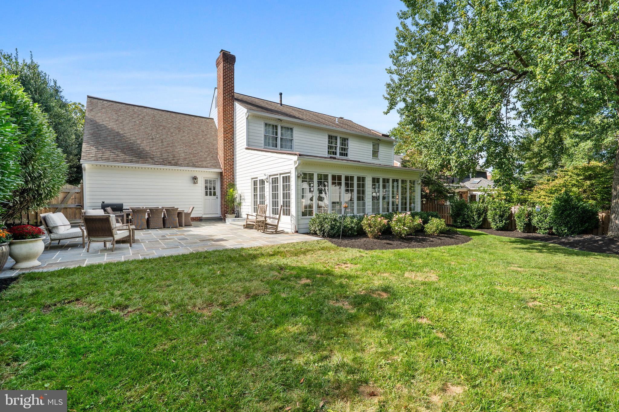 KINGS MANOR SCOTTS - Residential