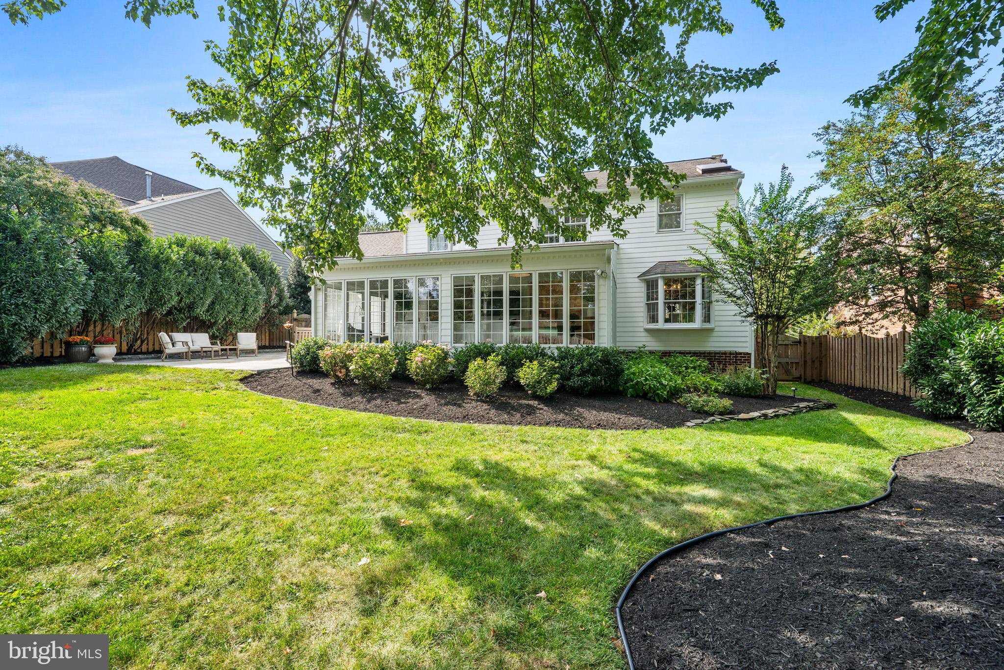 KINGS MANOR SCOTTS - Residential