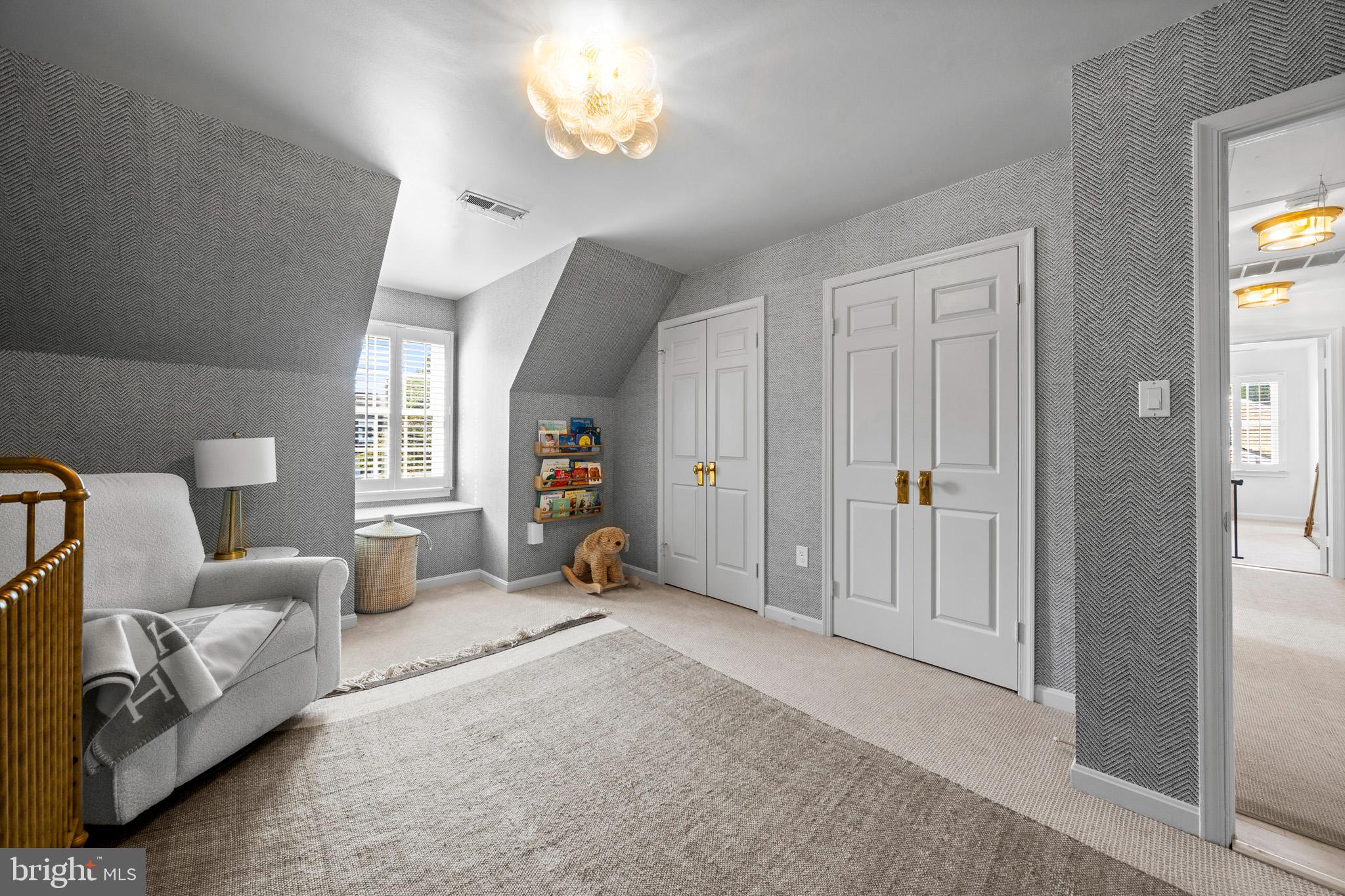 KINGS MANOR SCOTTS - Residential