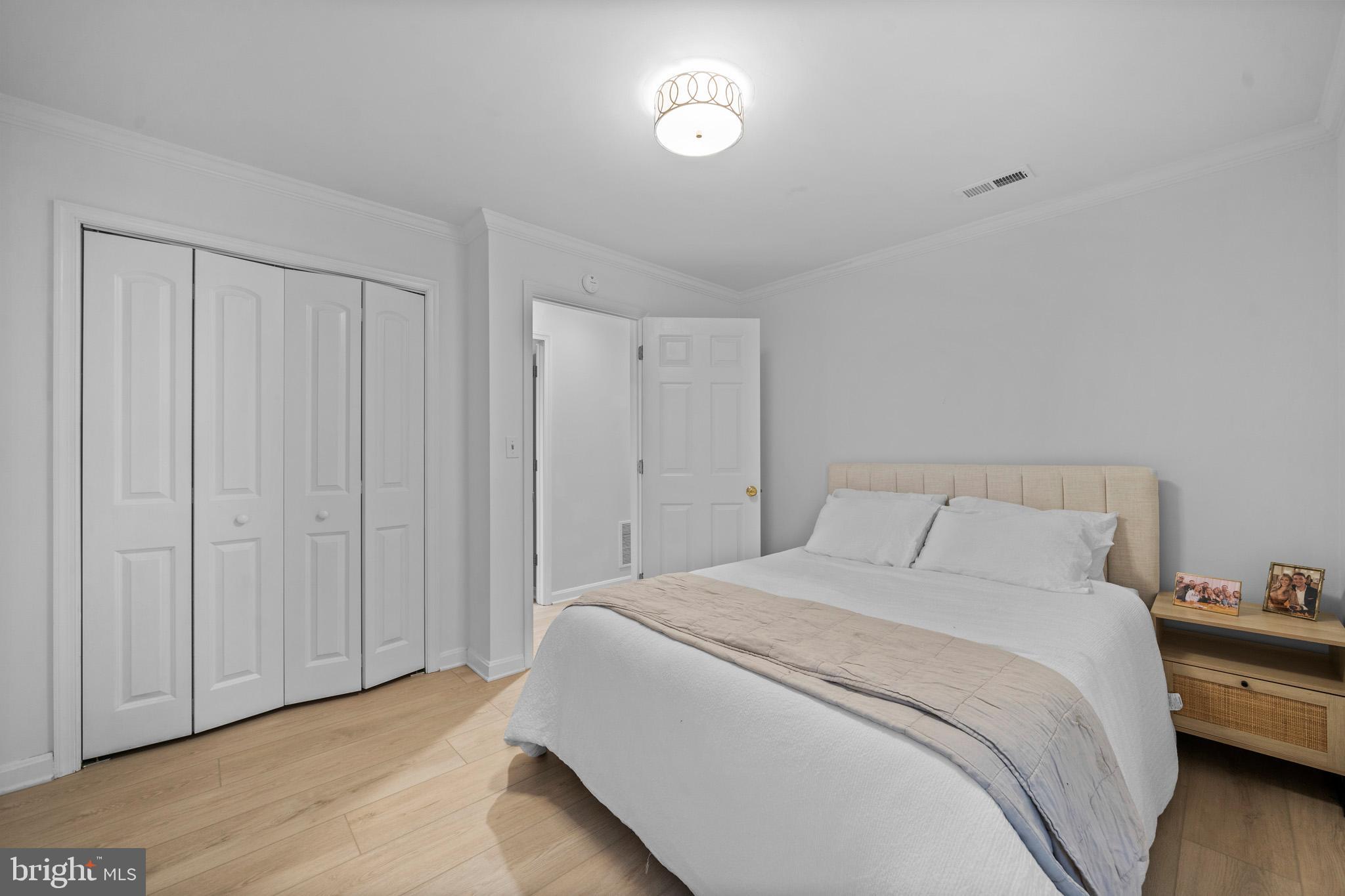 KINGS MANOR SCOTTS - Residential