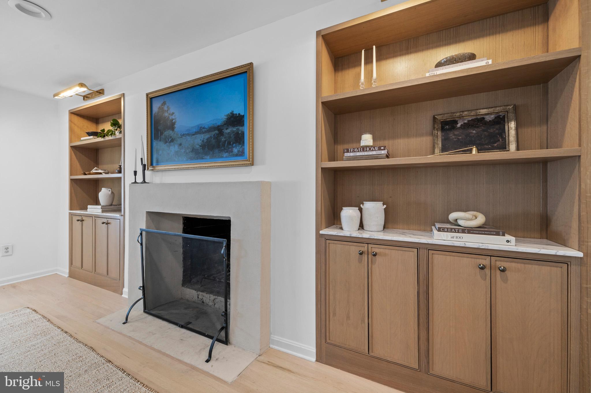 KINGS MANOR SCOTTS - Residential