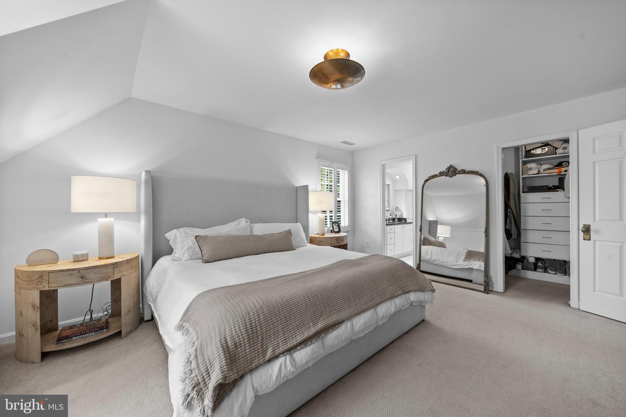 KINGS MANOR SCOTTS - Residential