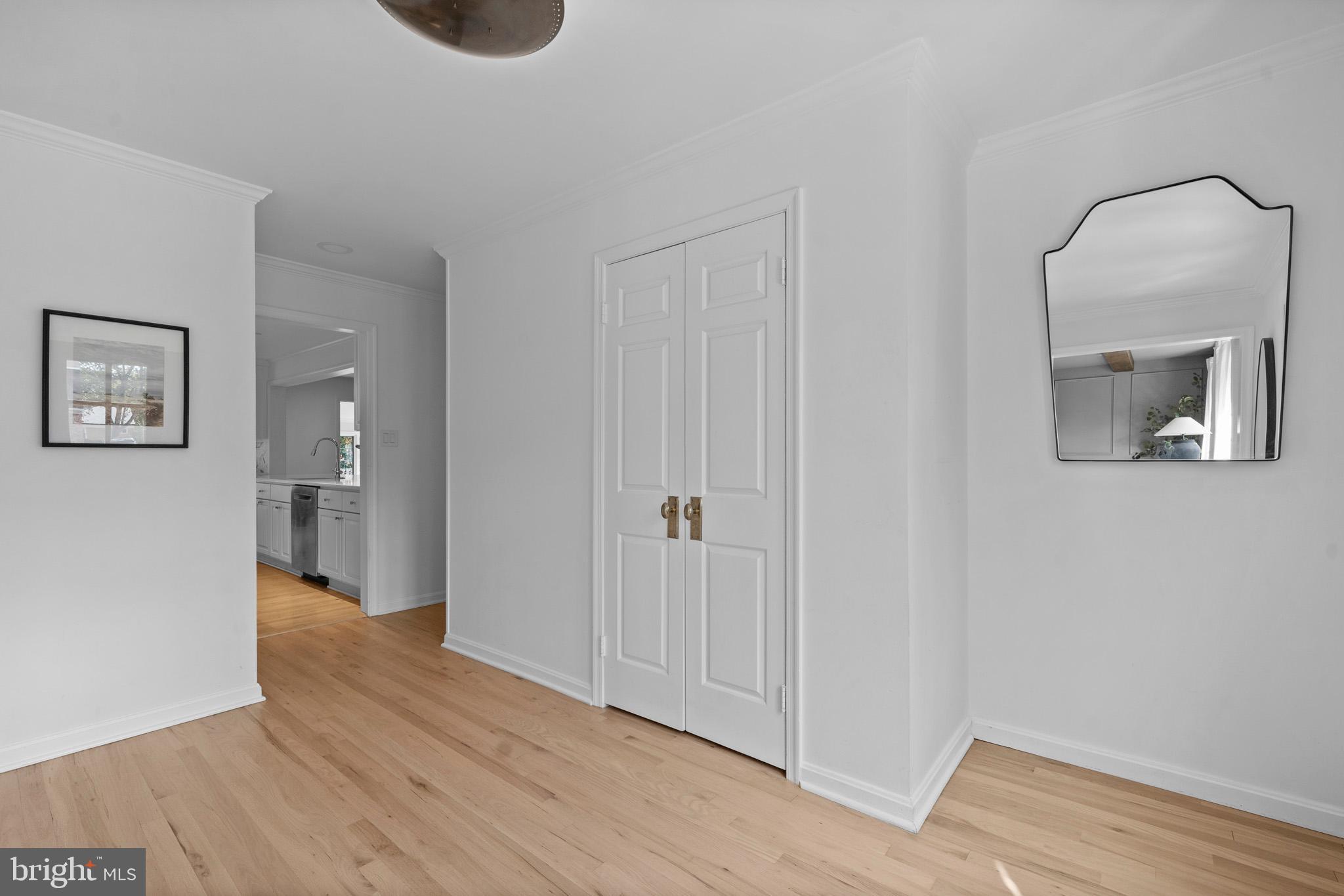 KINGS MANOR SCOTTS - Residential