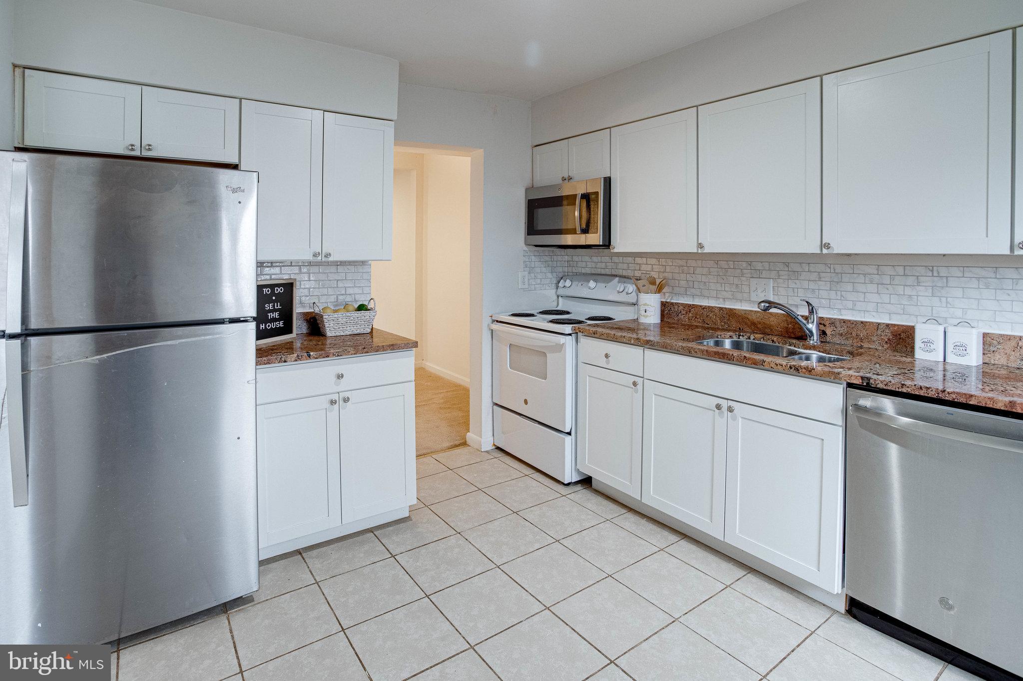 GEORGETOWN VILLAGE - Residential