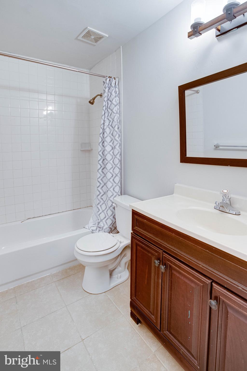 GEORGETOWN VILLAGE - Residential