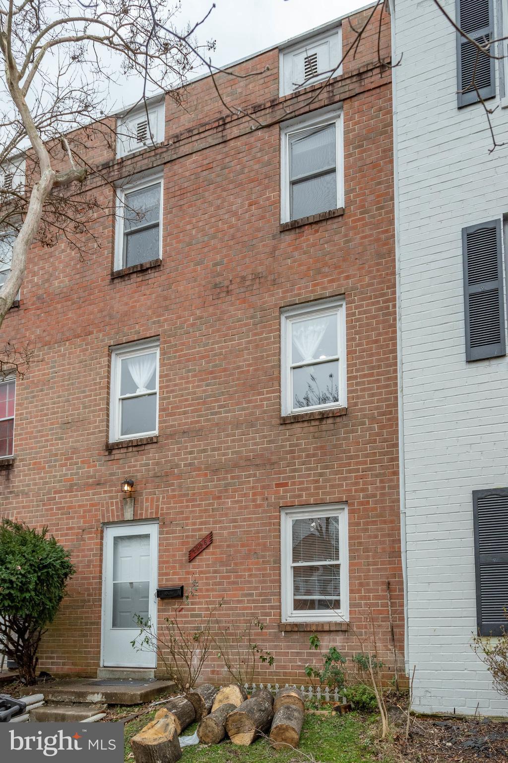 GEORGETOWN VILLAGE - Residential