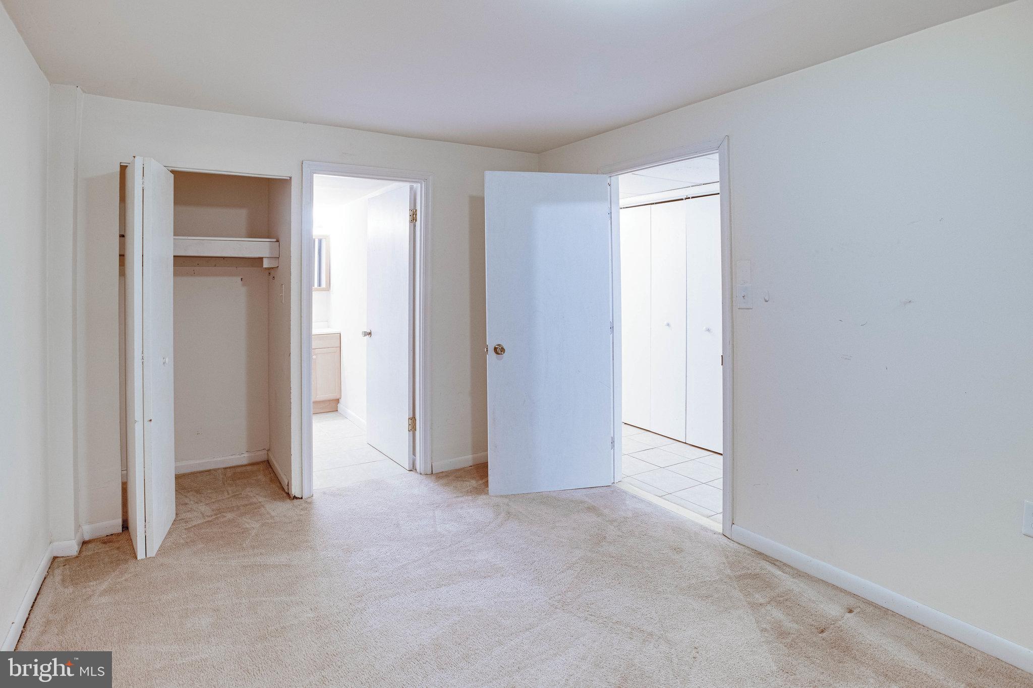 GEORGETOWN VILLAGE - Residential