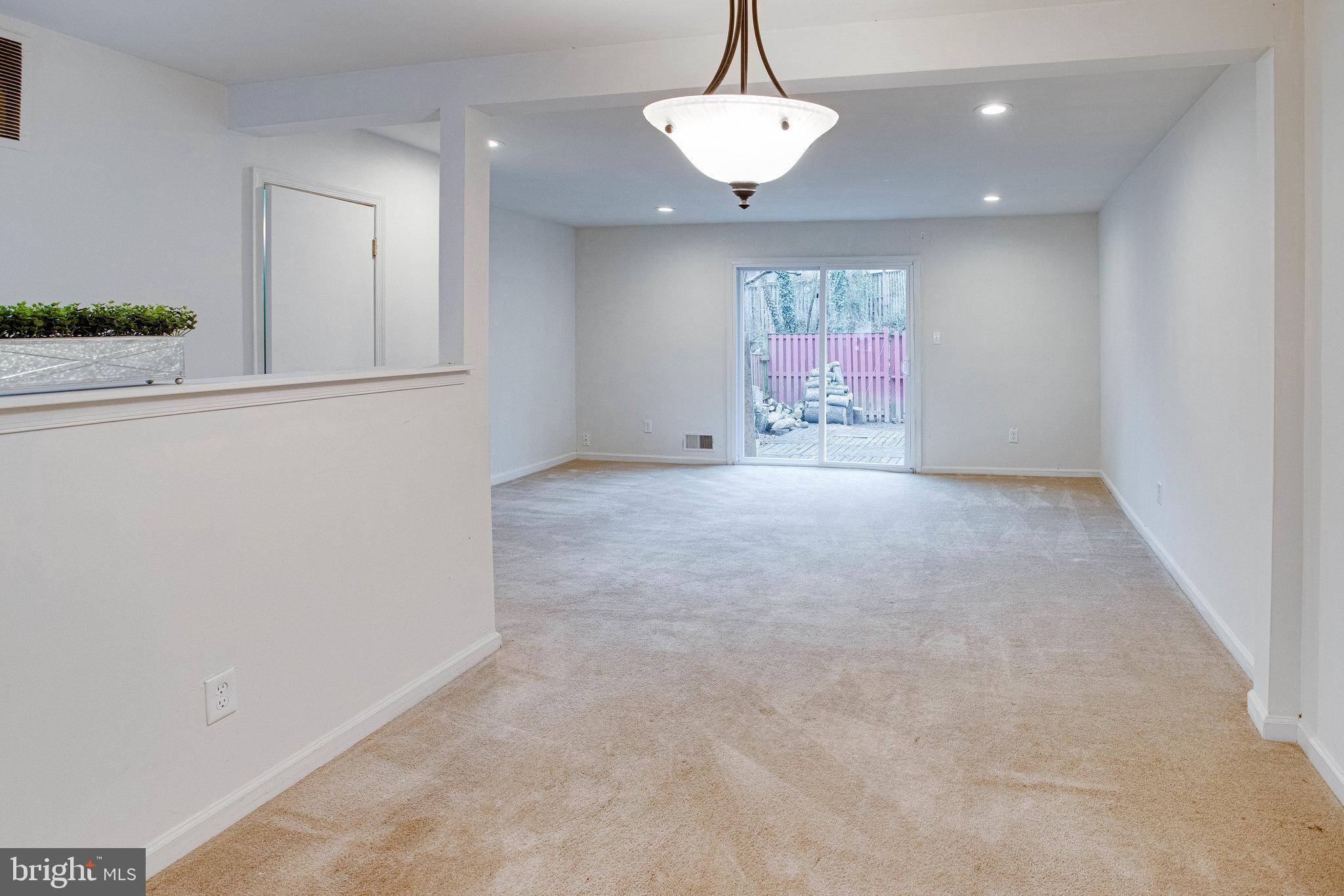 GEORGETOWN VILLAGE - Residential