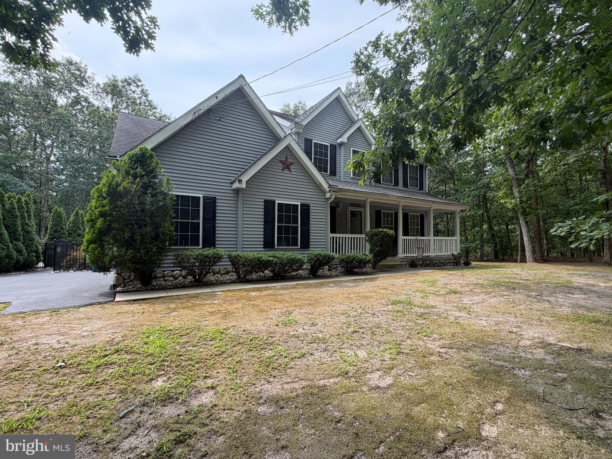1400 STRAWBERRY ST.