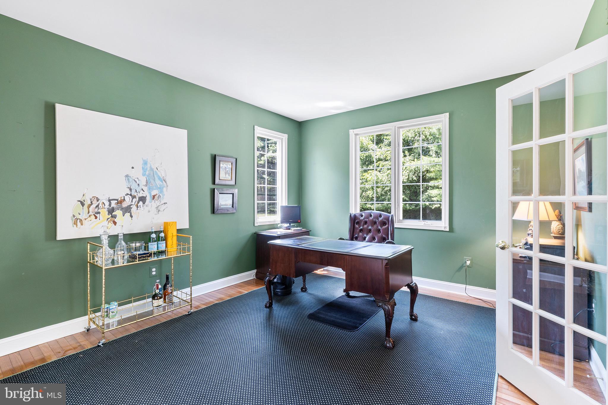 COUNTRYVIEW - Residential