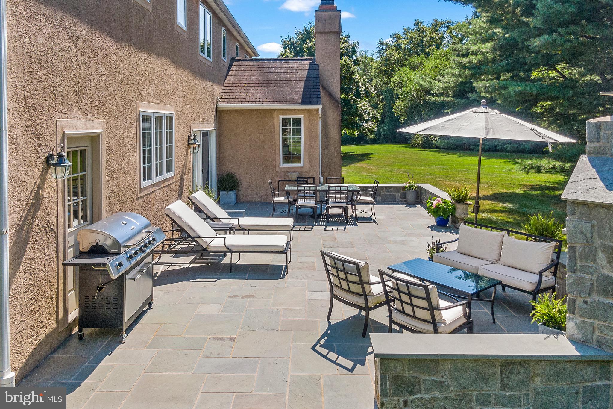 COUNTRYVIEW - Residential