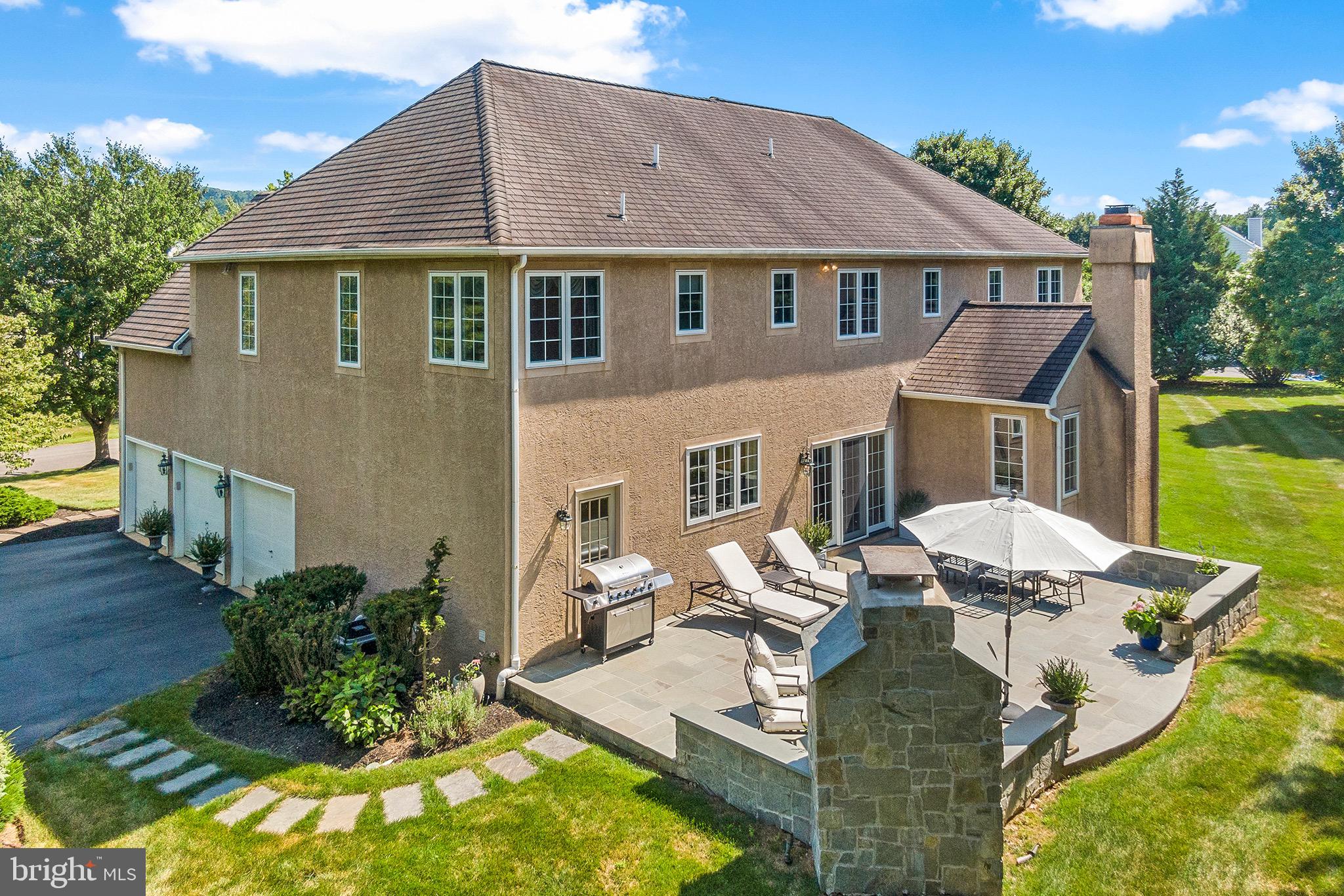 COUNTRYVIEW - Residential