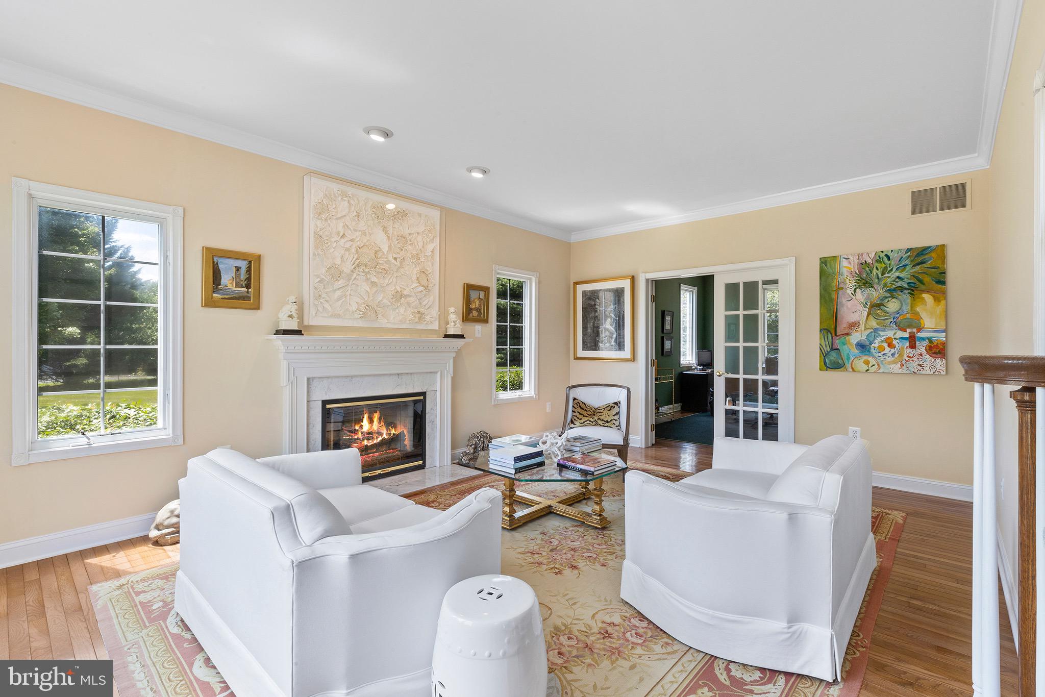 COUNTRYVIEW - Residential