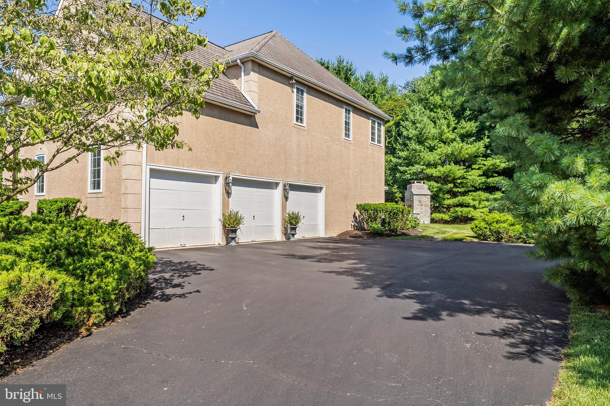 COUNTRYVIEW - Residential