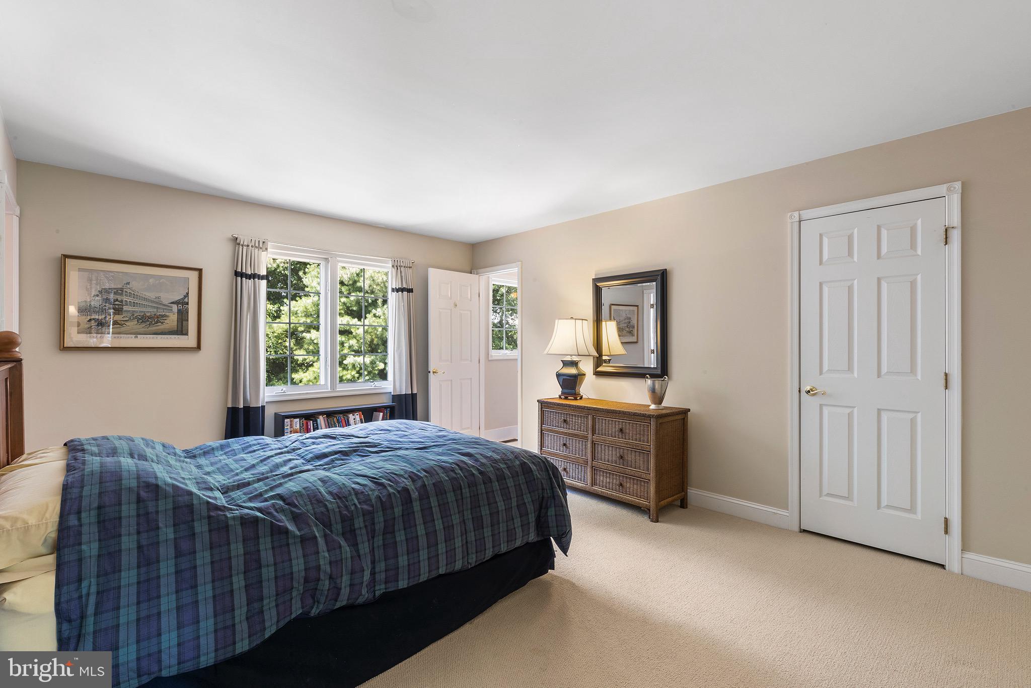 COUNTRYVIEW - Residential