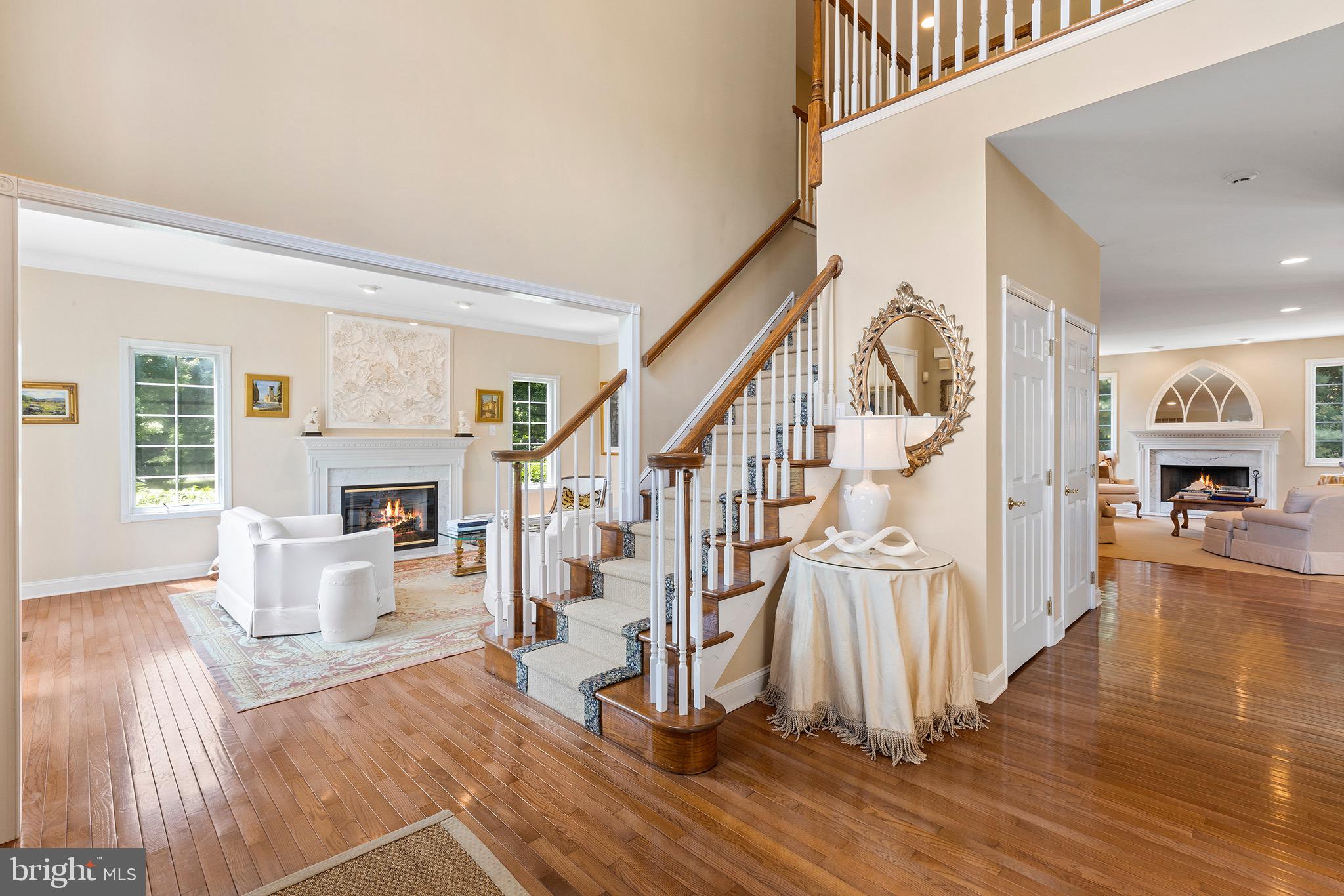 COUNTRYVIEW - Residential