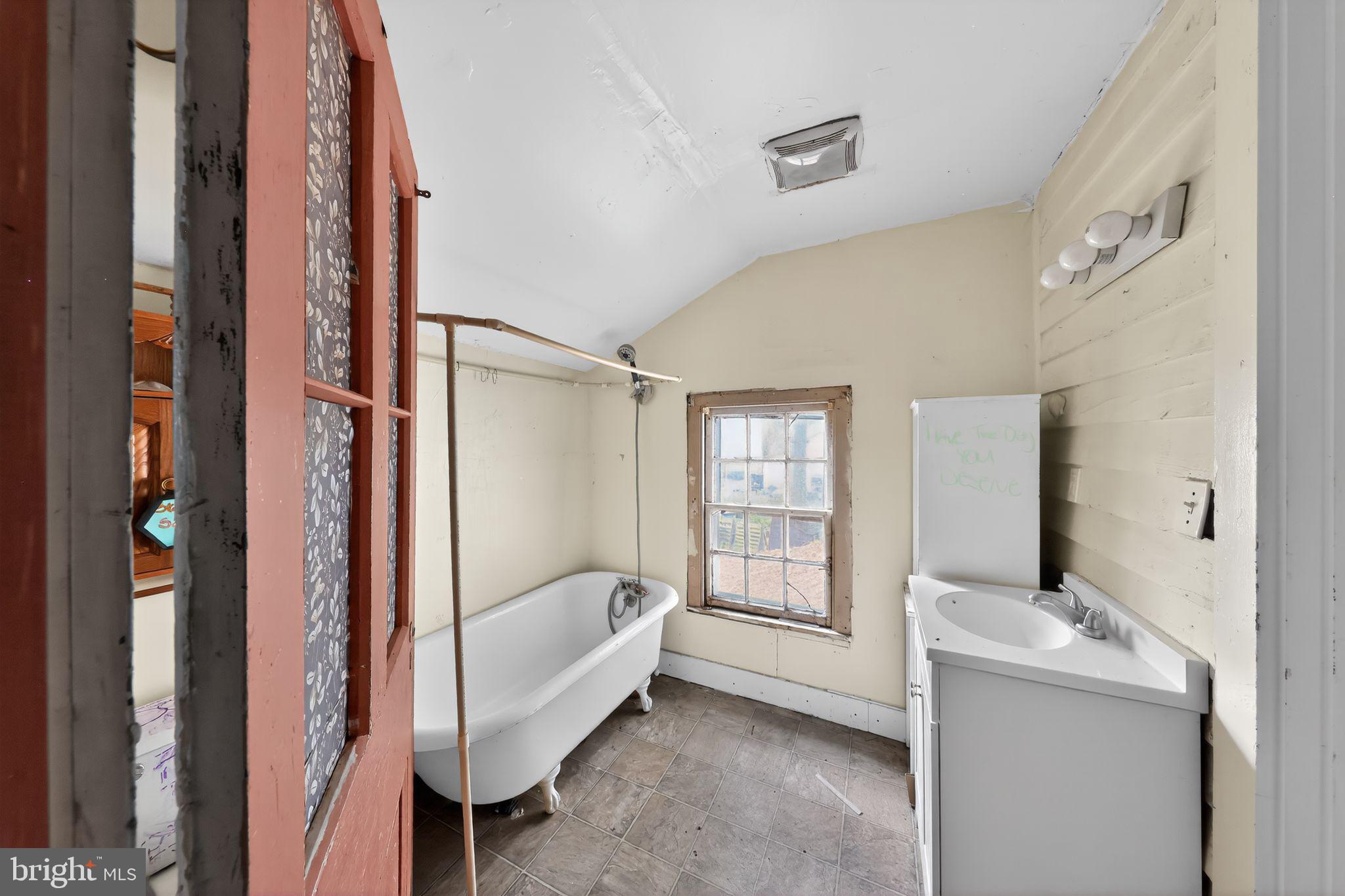 FELTON - Residential