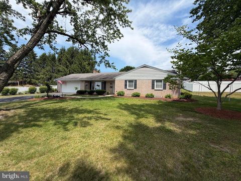 Homes For Sale - 388 Chestnut Street<br/> HAMBURG, PA 19526